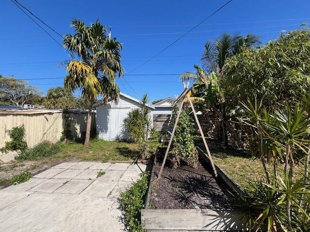 1514 13th Ave, Lake Worth FL  33460-1708 exterior