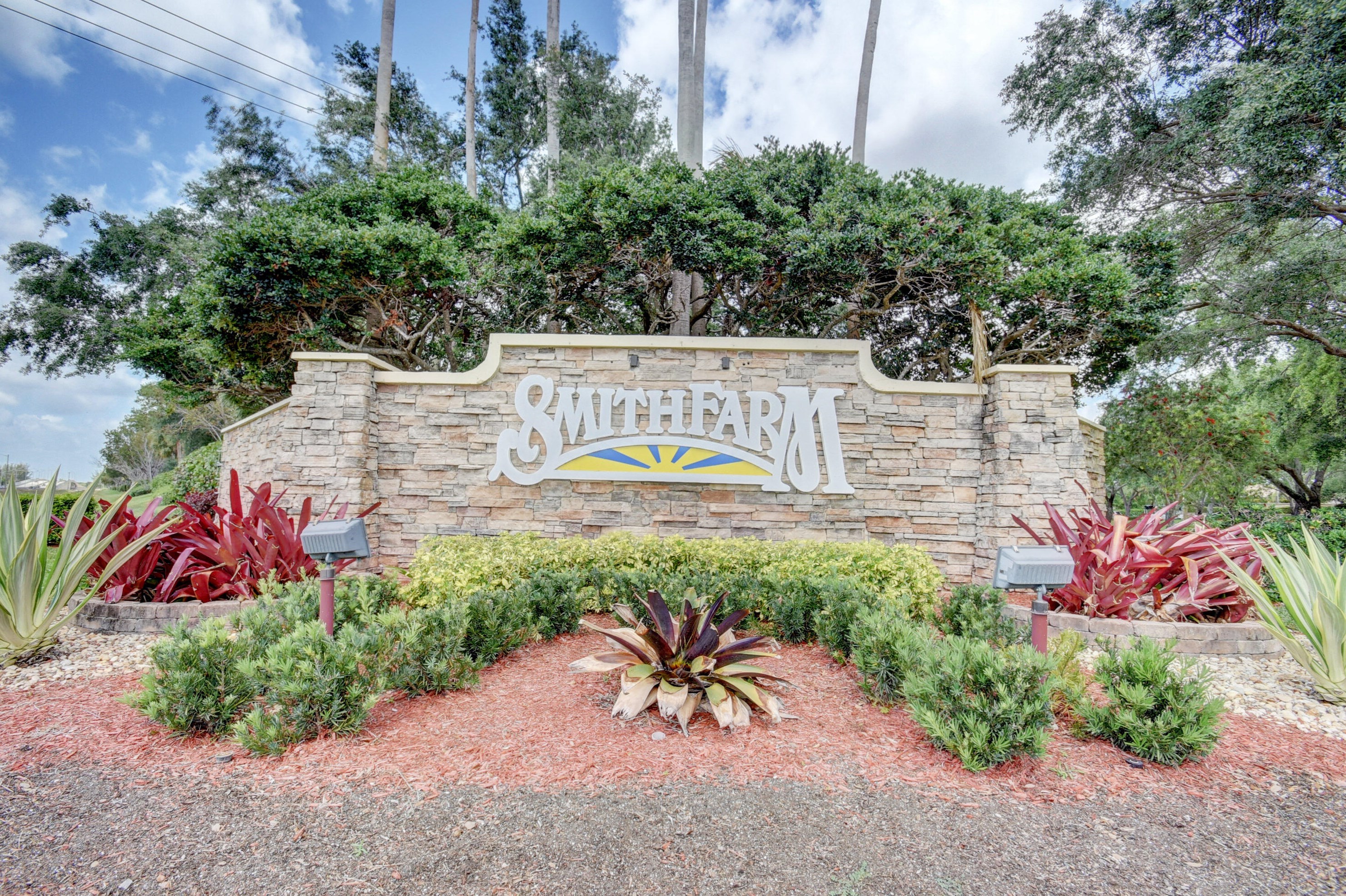 7565 Kingsley Ct, Lake Worth FL  33467-7327 exterior