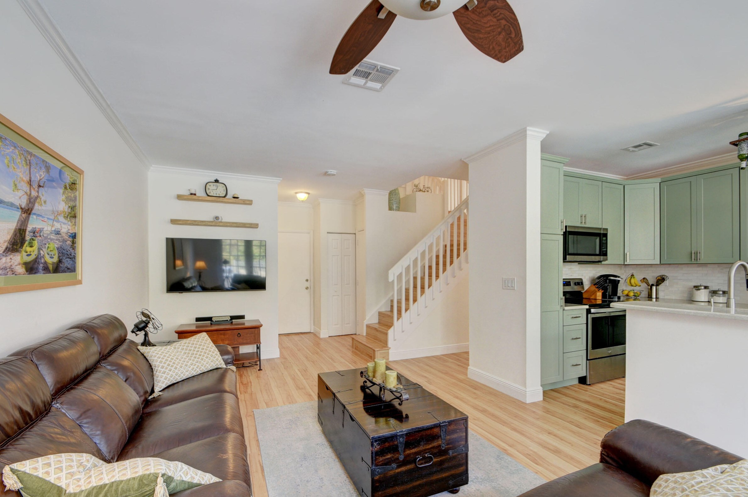 7565 Kingsley Ct, Lake Worth FL  33467-7327 exterior