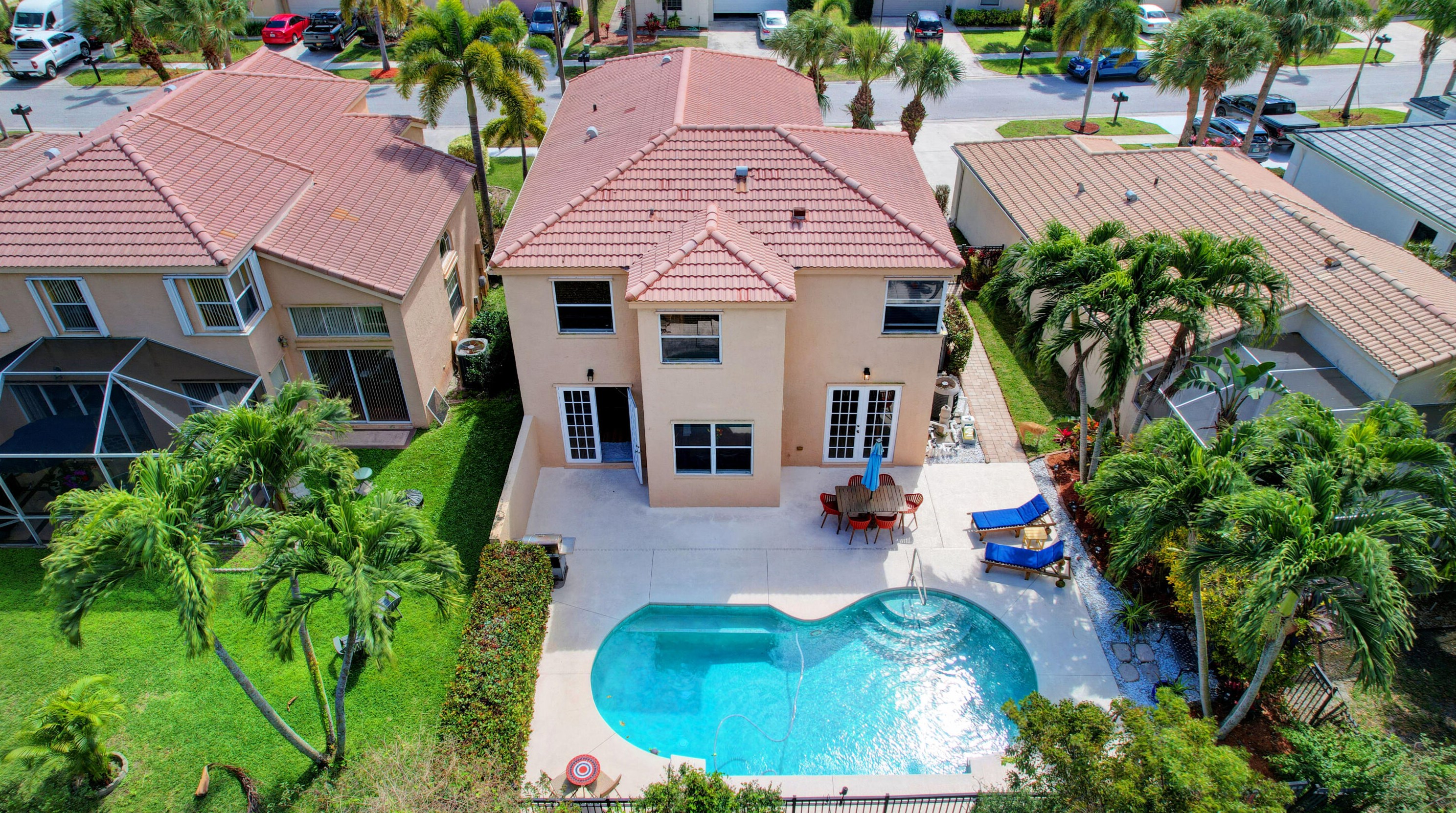 7565 Kingsley Ct, Lake Worth FL  33467-7327 exterior