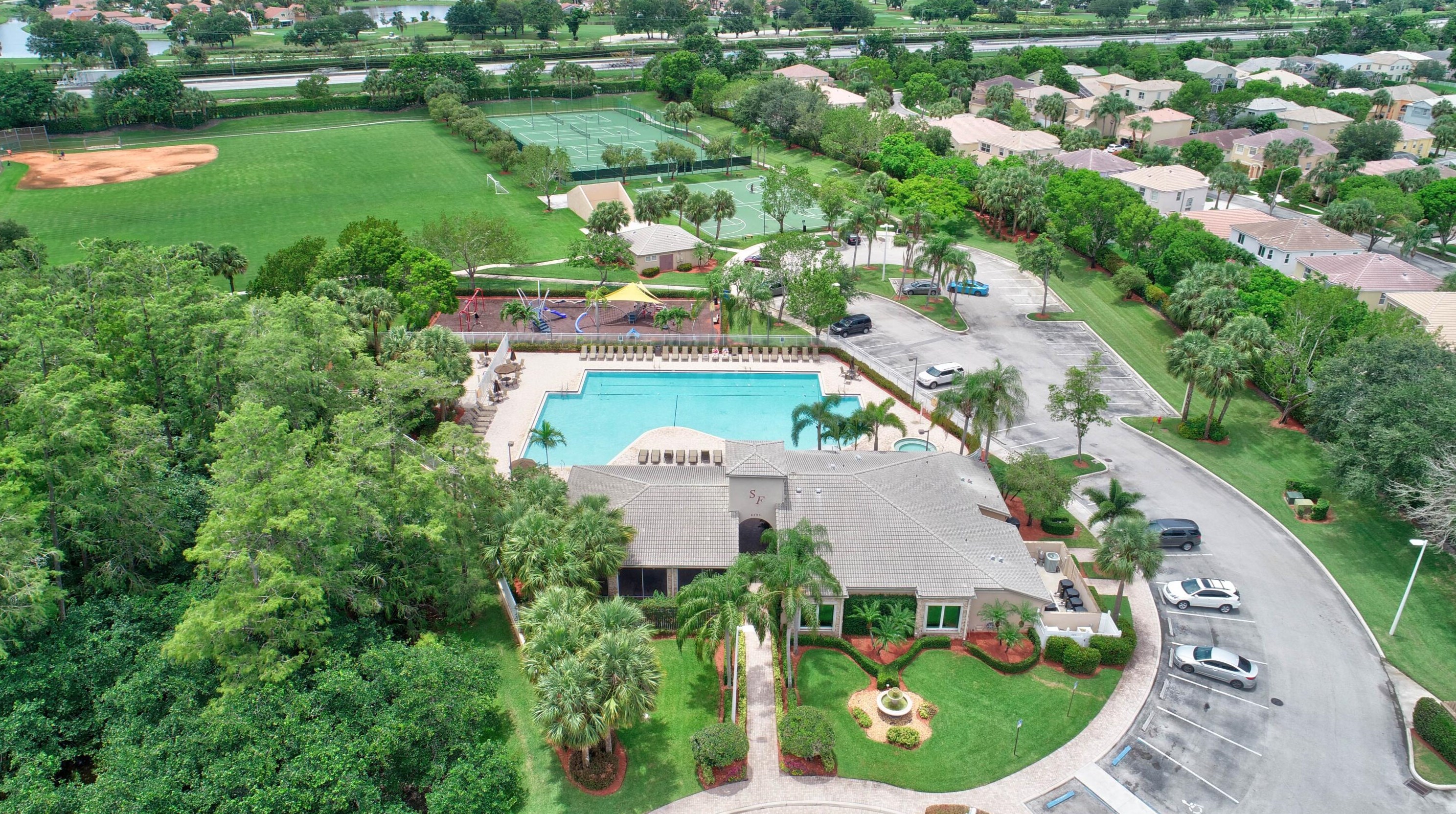 7565 Kingsley Ct, Lake Worth FL  33467-7327 exterior