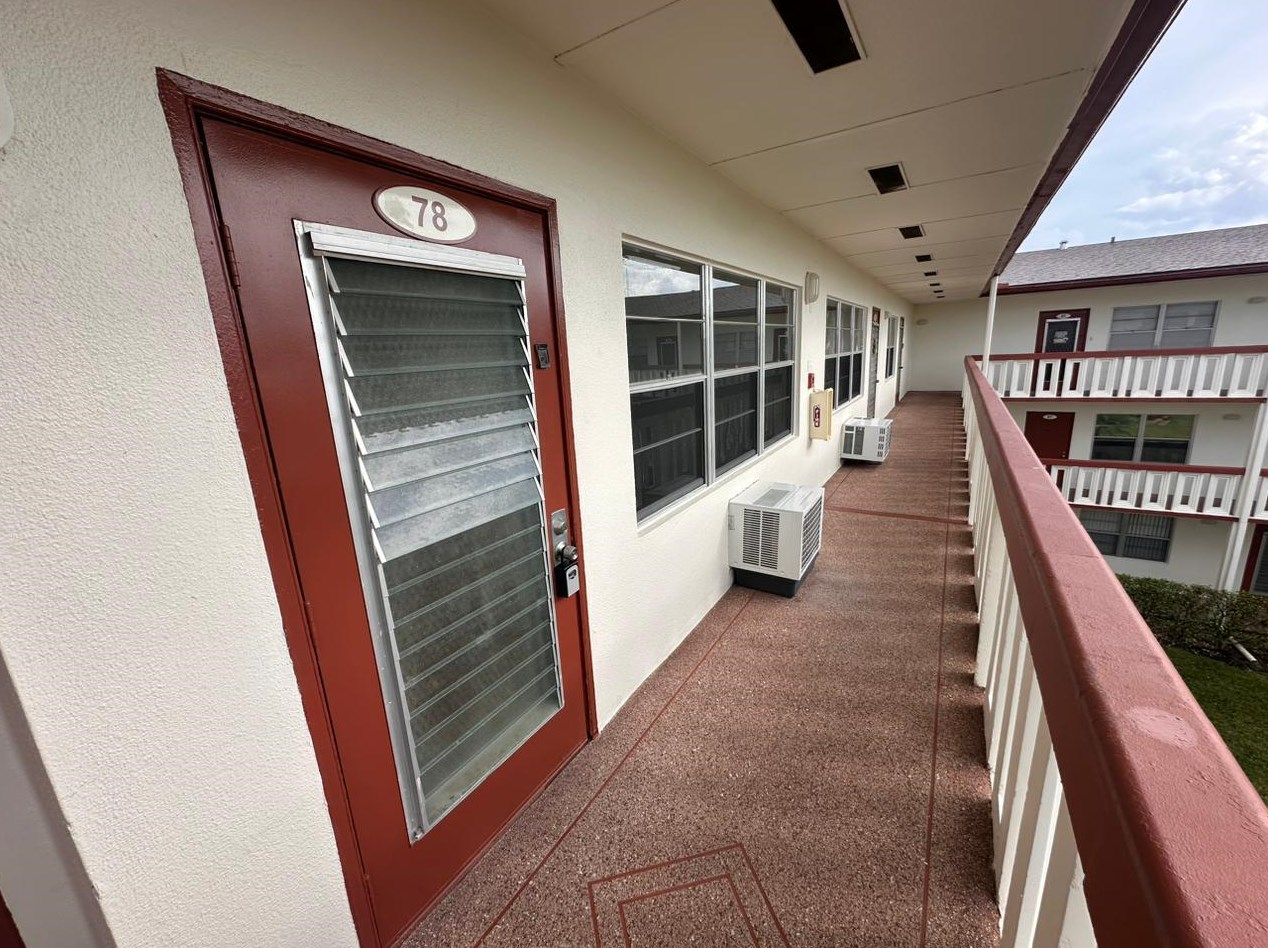 78 Brighton B, Boca Raton FL 33434-2920 exterior