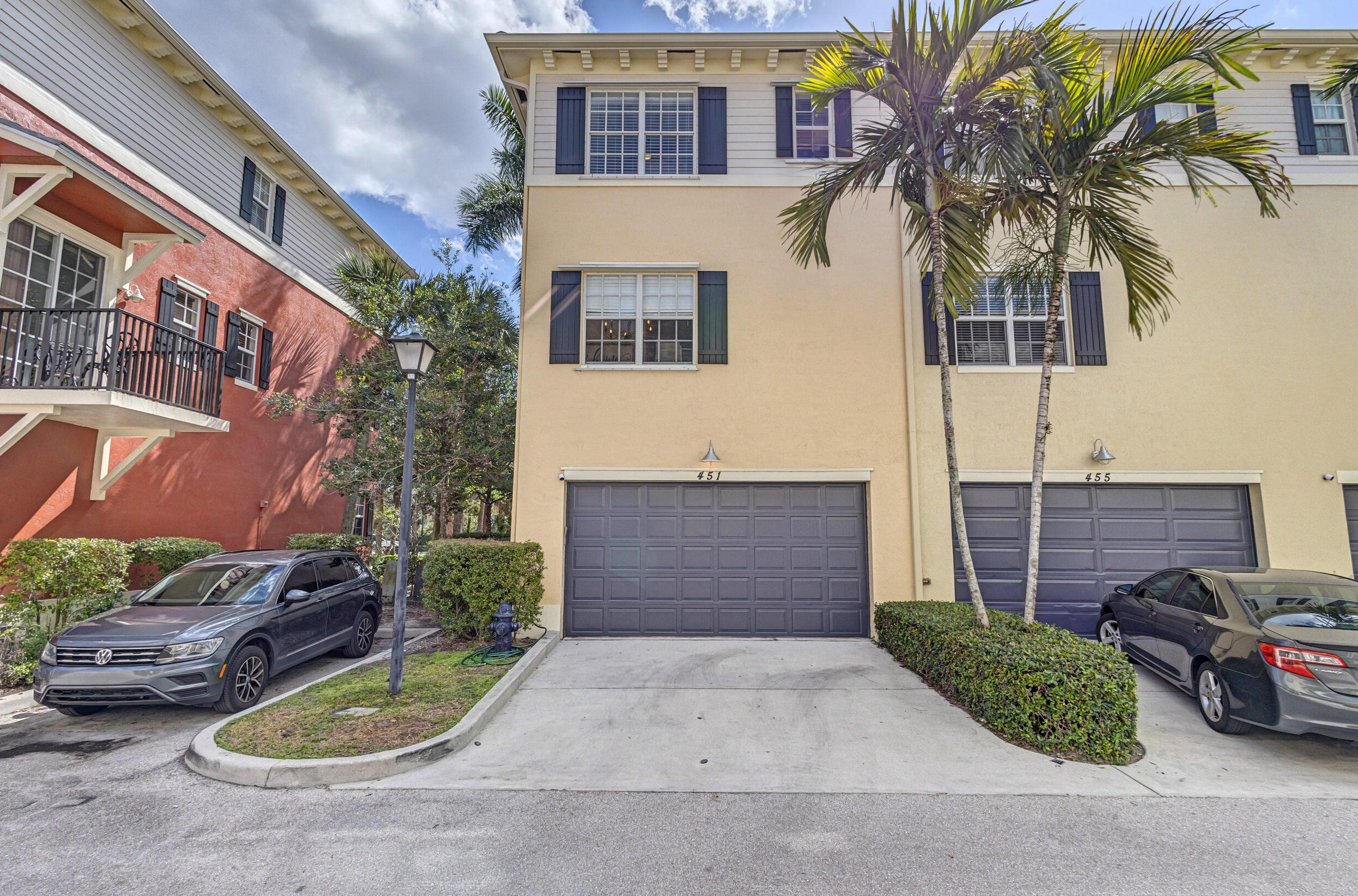 451 Schoolhouse Rd, Jupiter FL  33458-2889 exterior