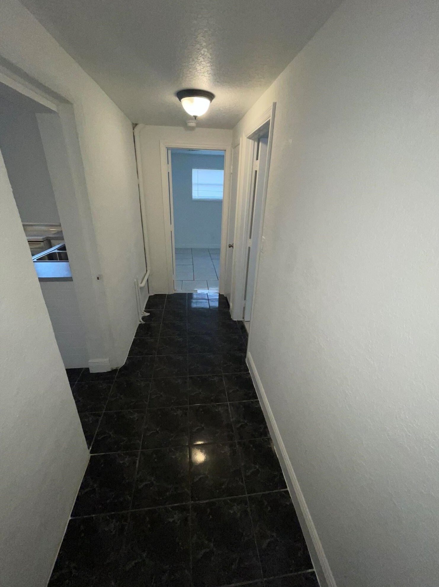 7927 Coral St, Lake Worth FL  33462-6103 exterior