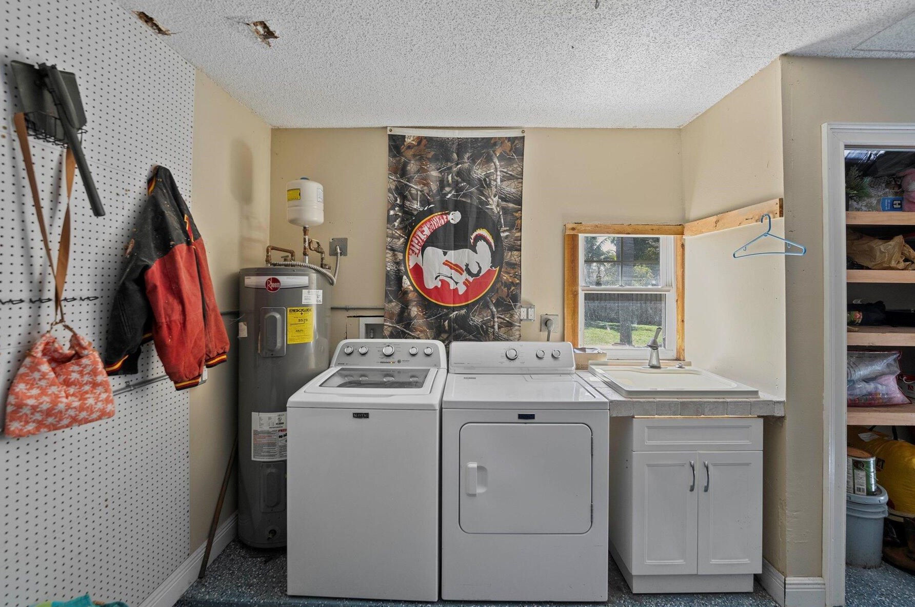 1842 Burlington St, Fort Pierce FL  34984-3581 exterior