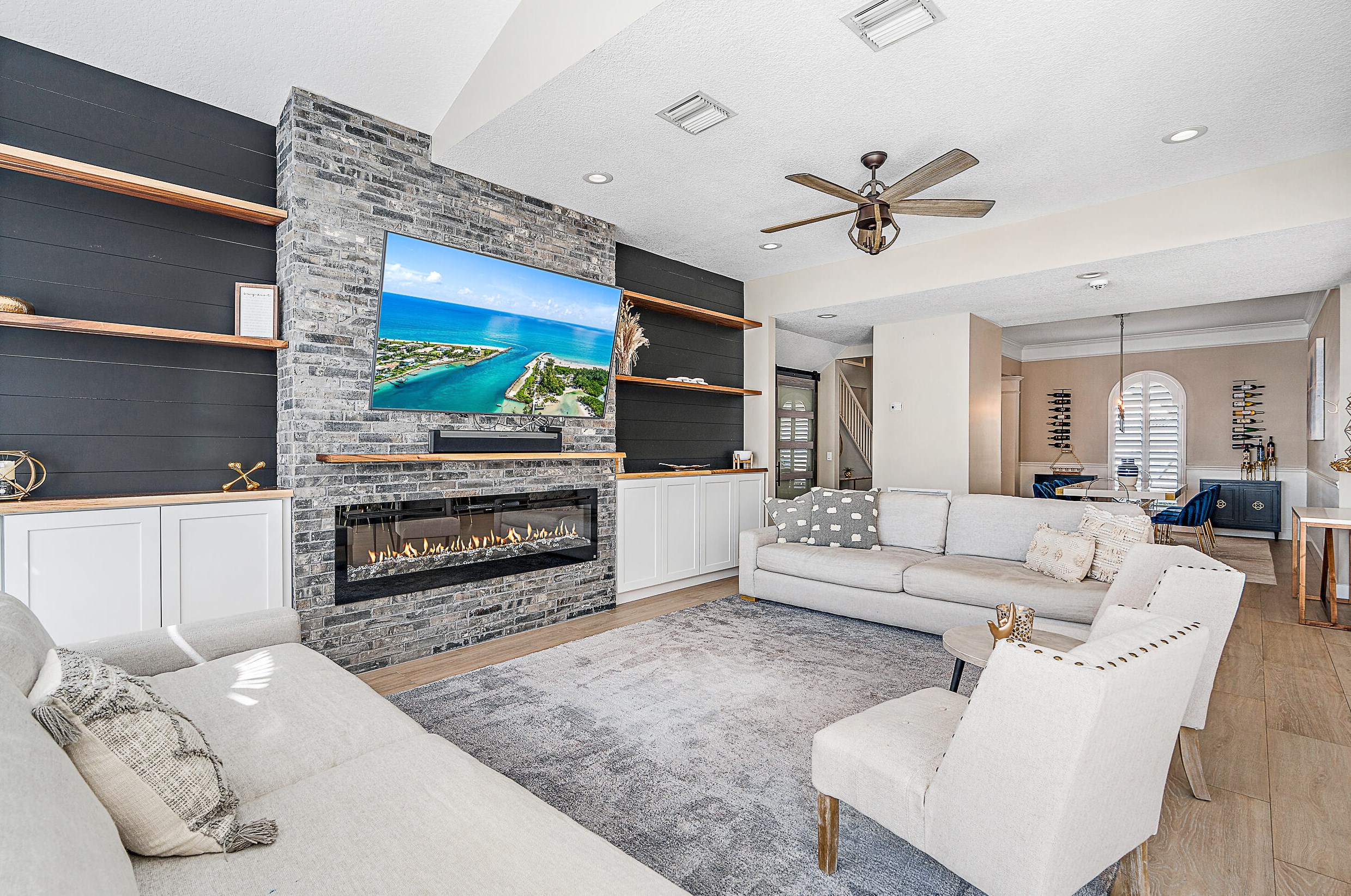 345 Kingfisher Dr, Jupiter FL 33458-8351 exterior