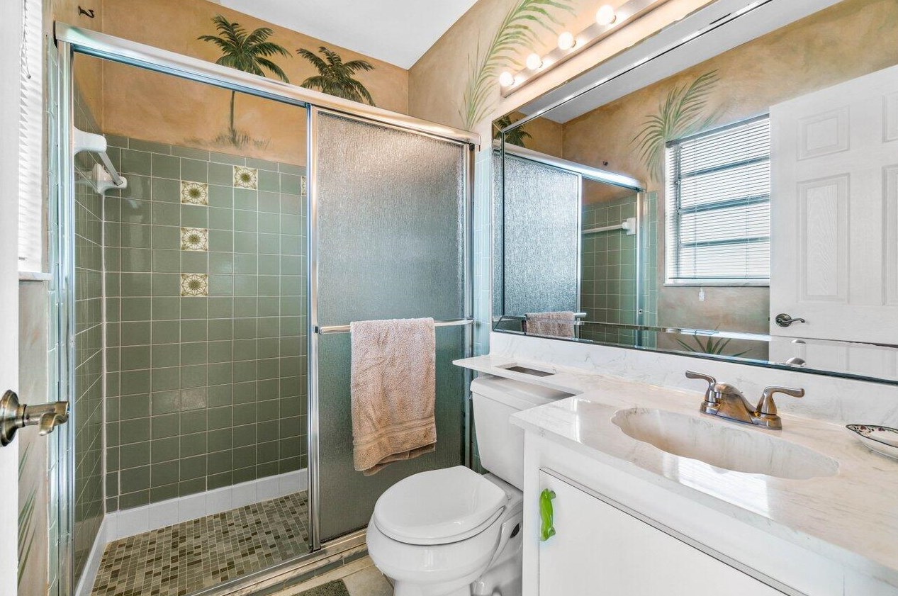 7251 Pine Park Dr, Lake Worth FL  33467-3949 exterior