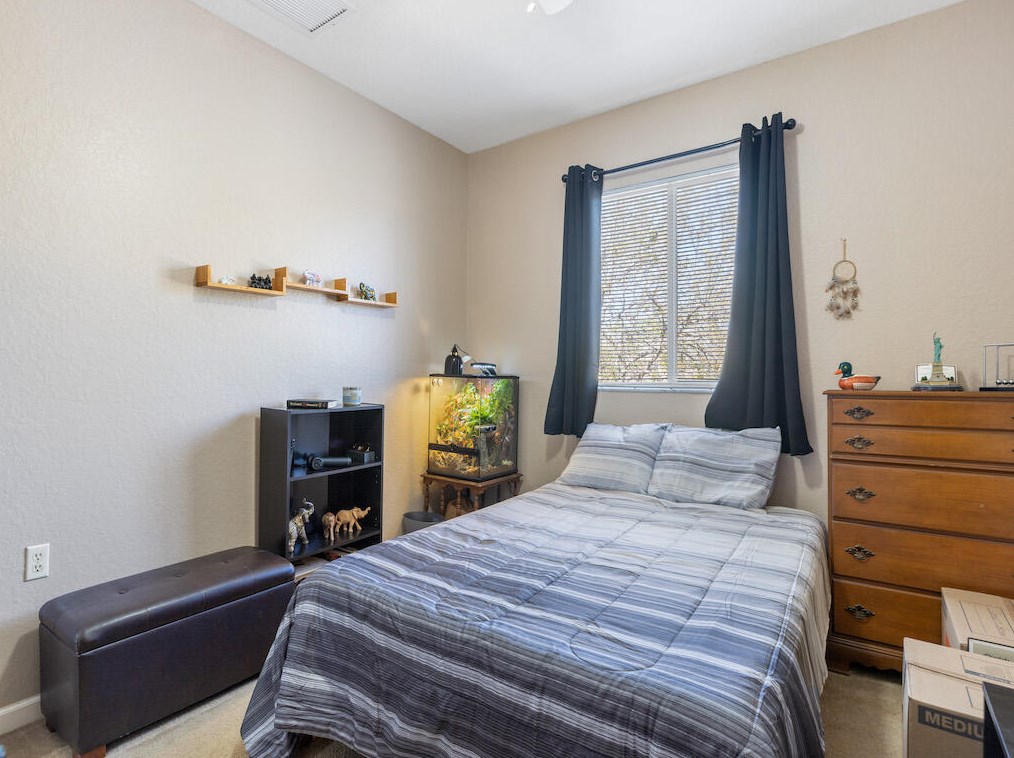 2571 Langrove Ln, Vero Beach FL 32962-4224 exterior