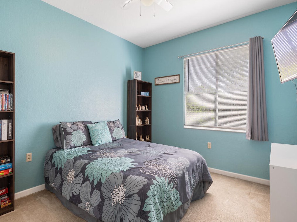 2571 Langrove Ln, Vero Beach FL 32962-4224 exterior