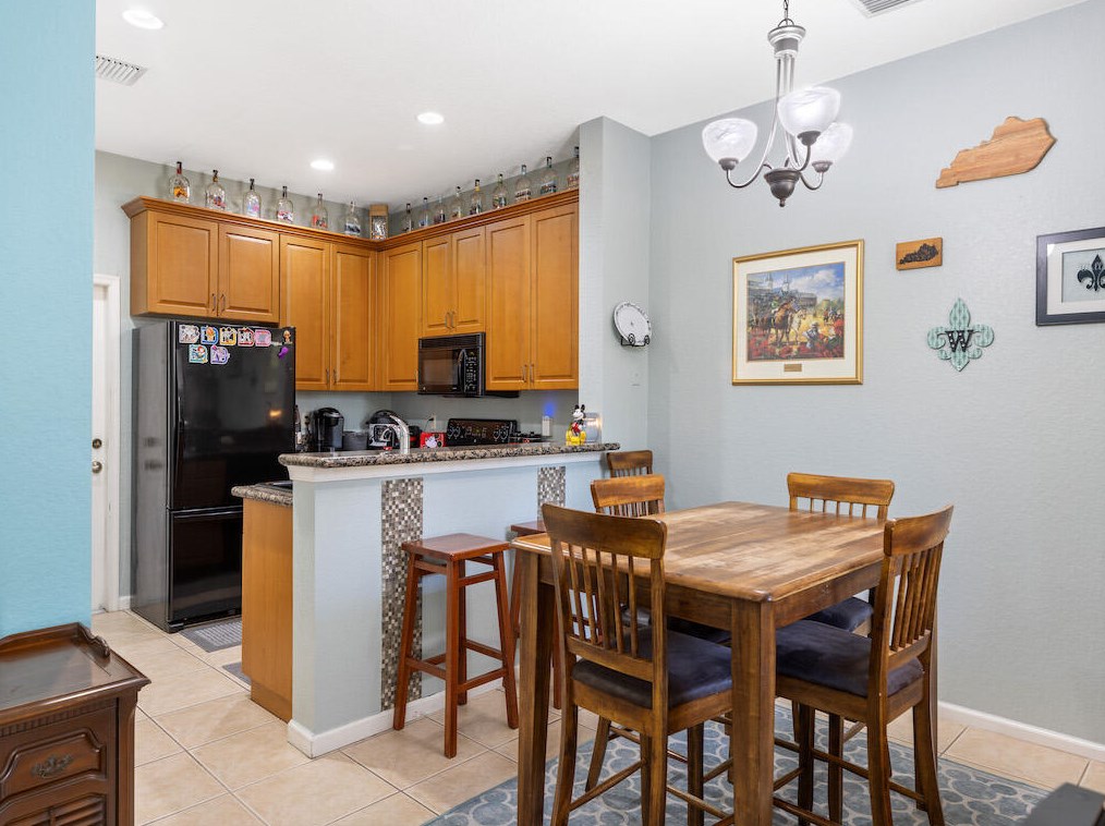 2571 Langrove Ln, Vero Beach FL 32962-4224 exterior