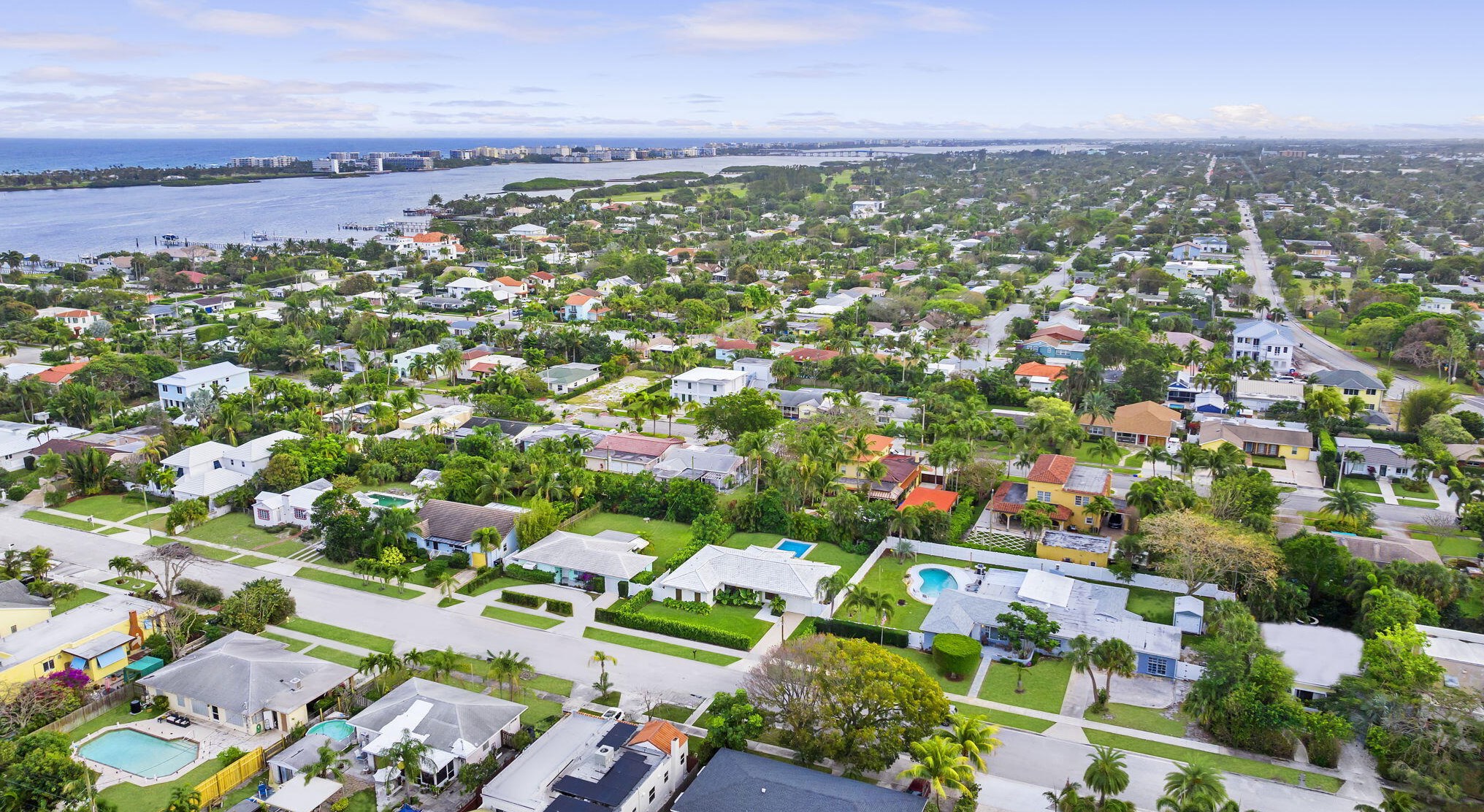 161 Yale Dr, Lake Worth FL  33460-6360 exterior