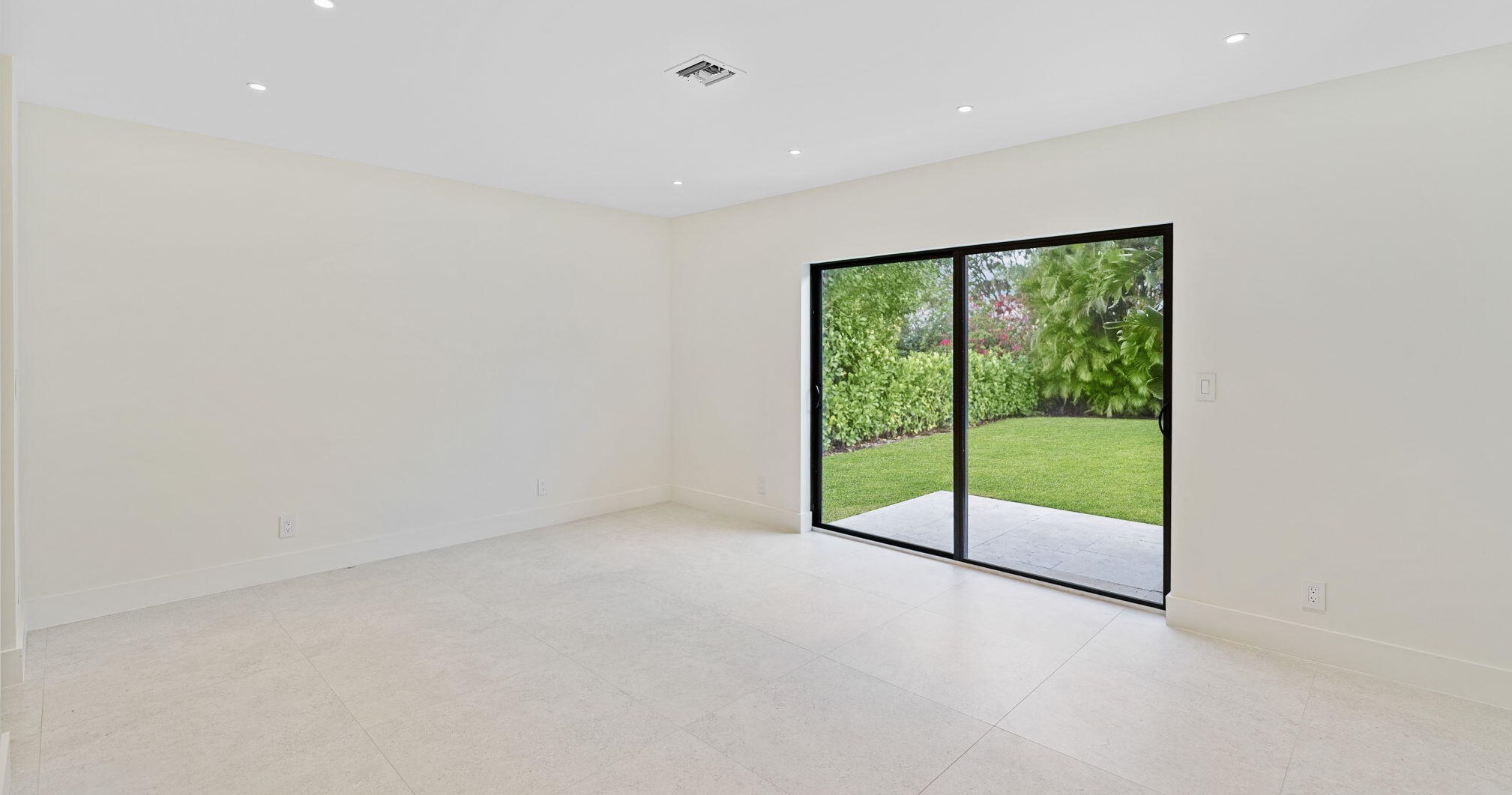 161 Yale Dr, Lake Worth FL  33460-6360 exterior