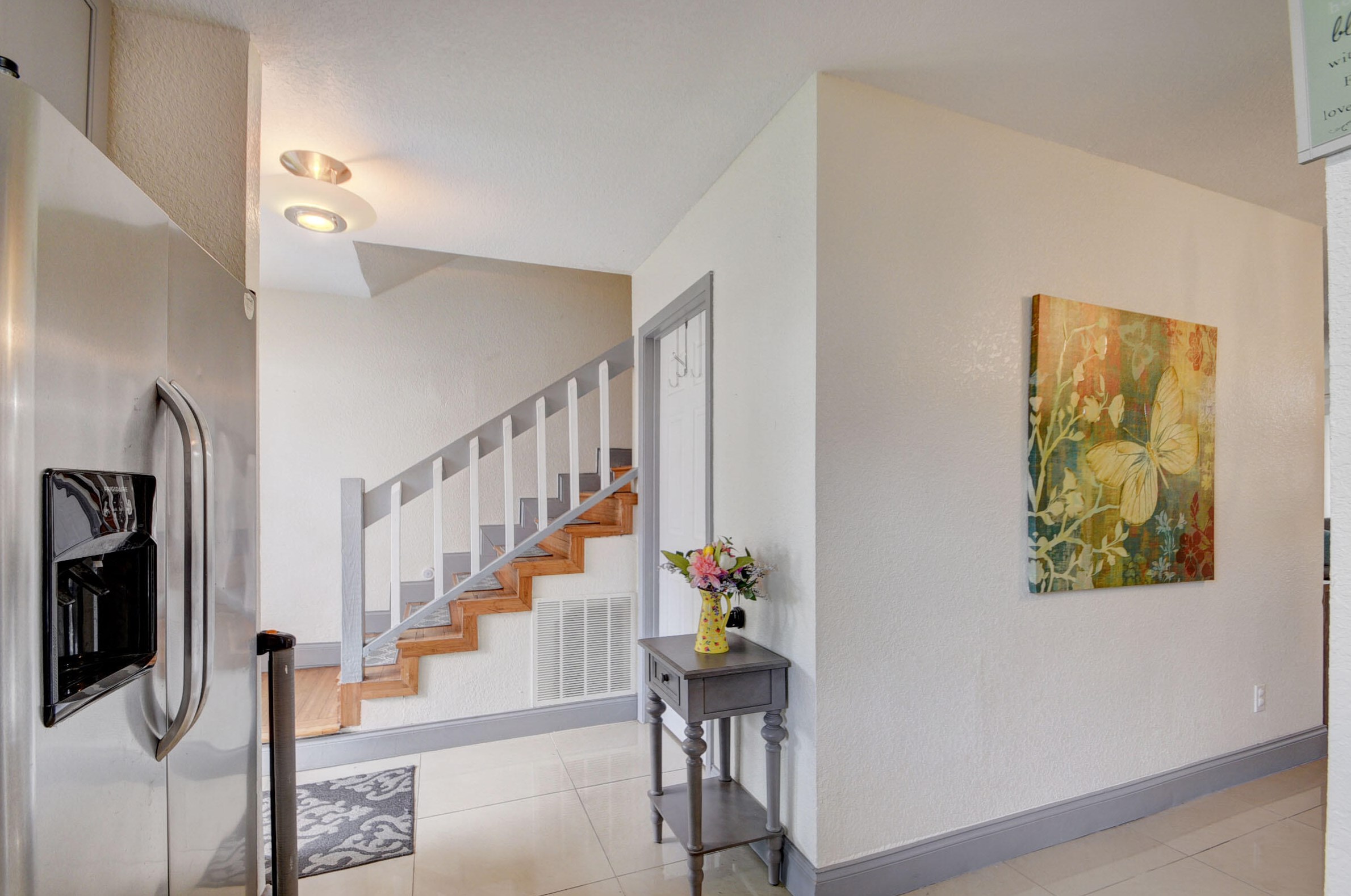 106 Shoreview Dr, Lake Worth FL  33463-2334 exterior