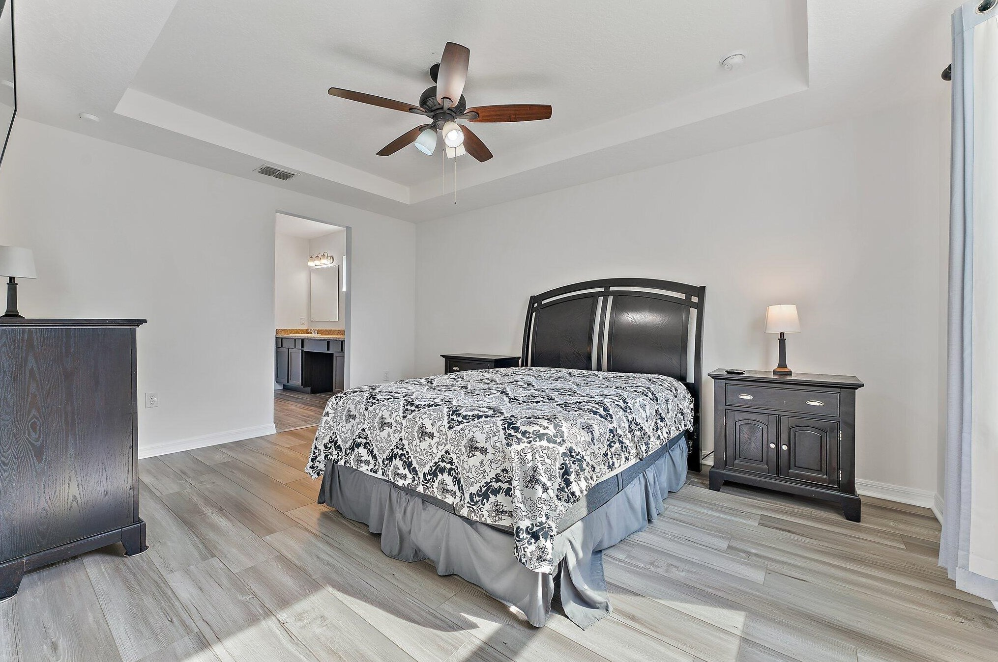 474 Saginaw Ave, Fort Pierce FL  34953-5990 exterior