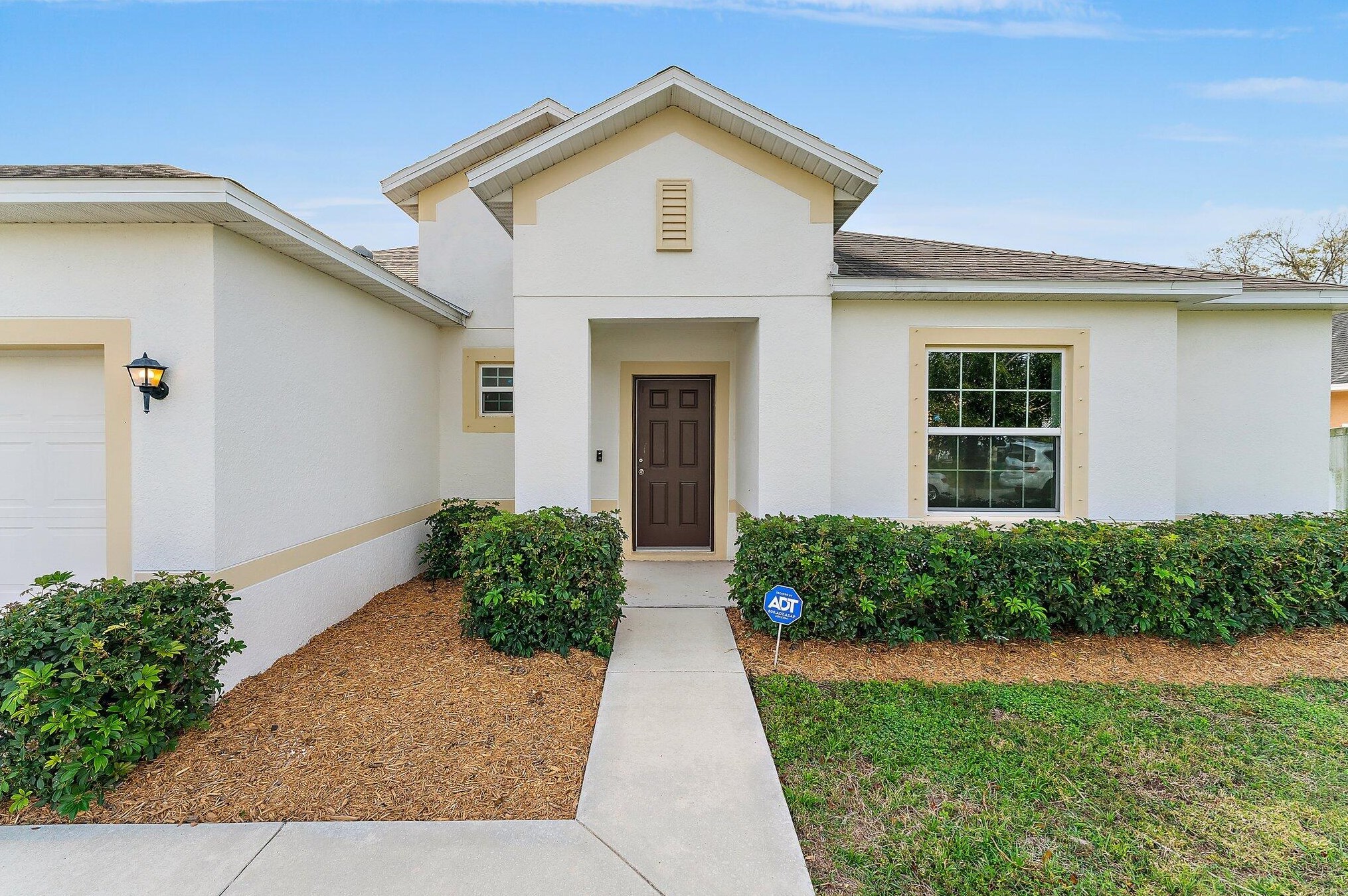 474 Saginaw Ave, Fort Pierce FL  34953-5990 exterior