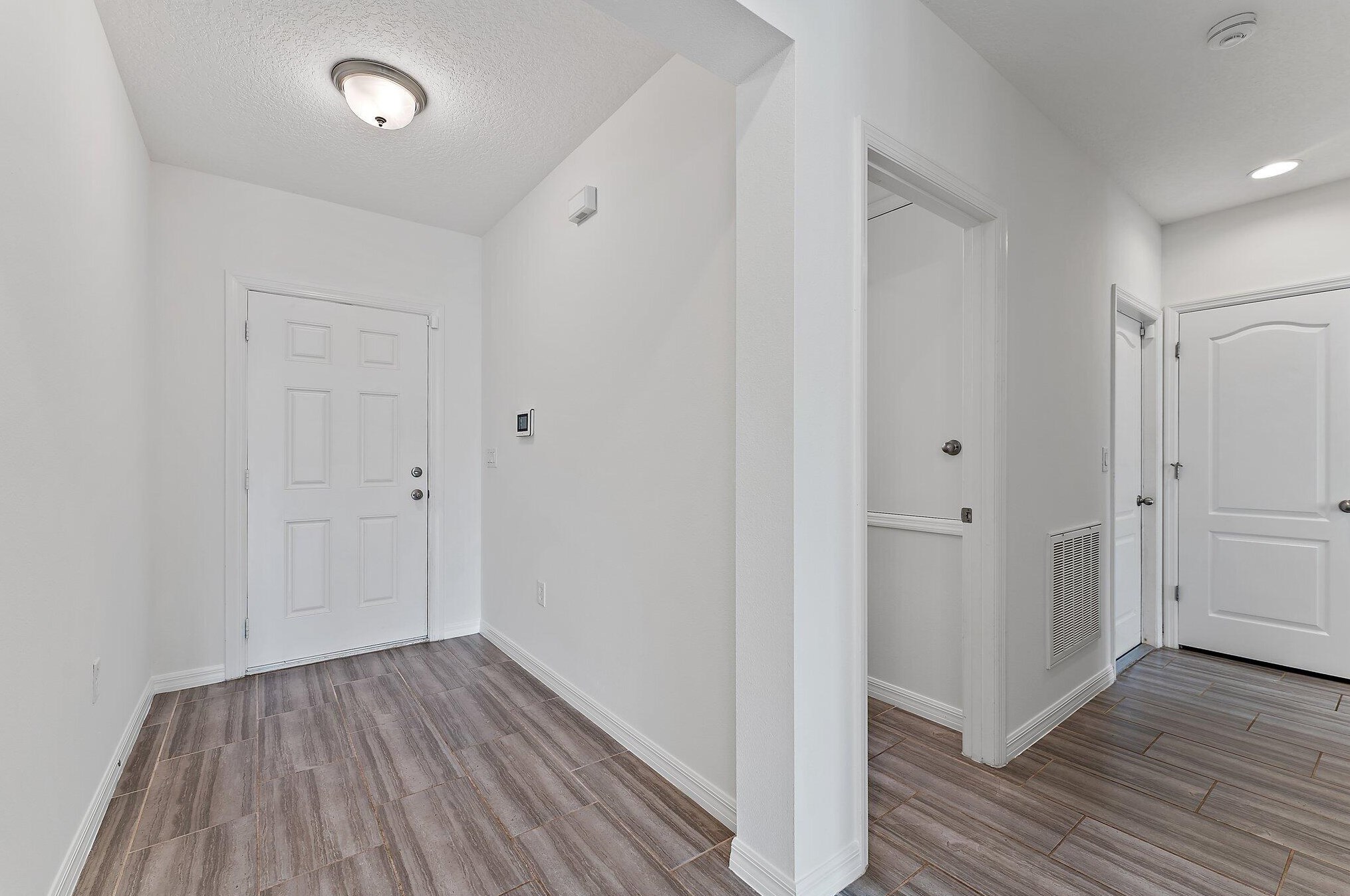 474 Saginaw Ave, Fort Pierce FL  34953-5990 exterior