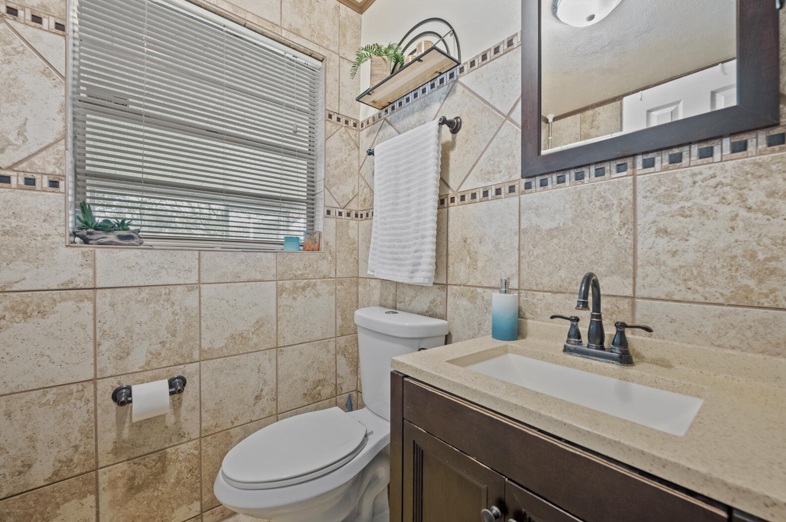 3126 Dalehurst Dr, Jacksonville FL  32277-2848 exterior