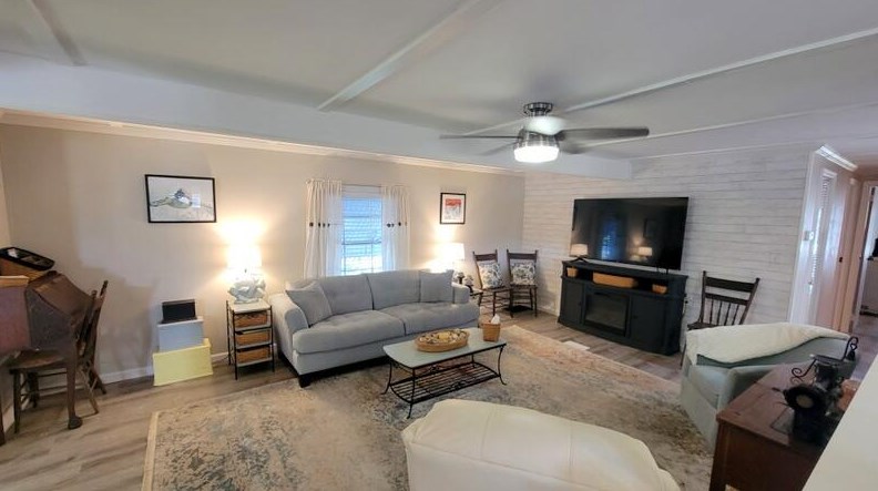 916 Spruce St, Sebastian FL  32976-7324 exterior