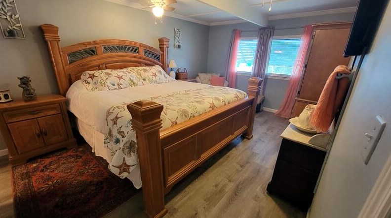 916 Spruce St, Sebastian FL  32976-7324 exterior