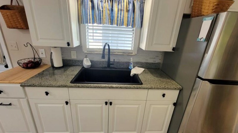 916 Spruce St, Sebastian FL  32976-7324 exterior