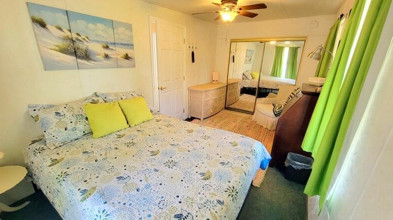 916 Spruce St, Sebastian FL  32976-7324 exterior