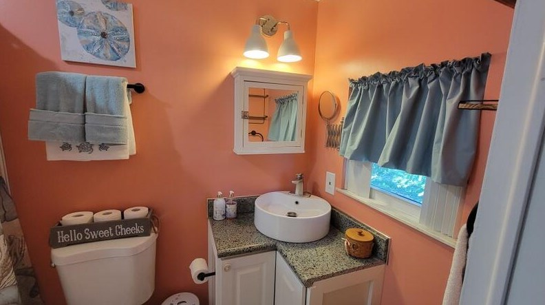 916 Spruce St, Sebastian FL  32976-7324 exterior