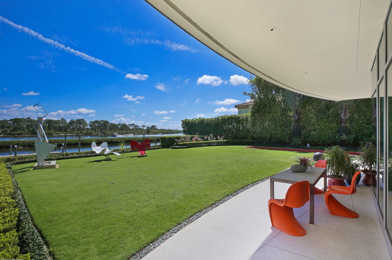 186 Spyglass Ln, Jupiter FL  33477-4037 exterior