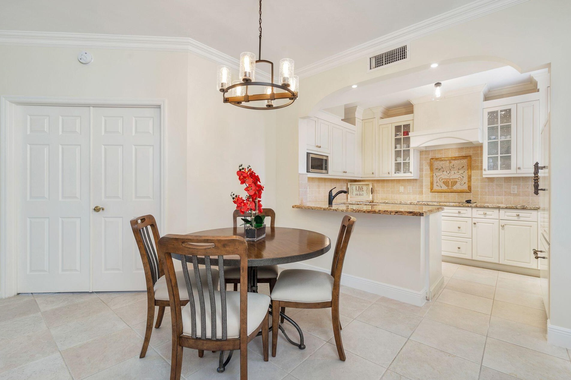 2905 Fairway Dr, Jupiter FL  33477-9521 exterior