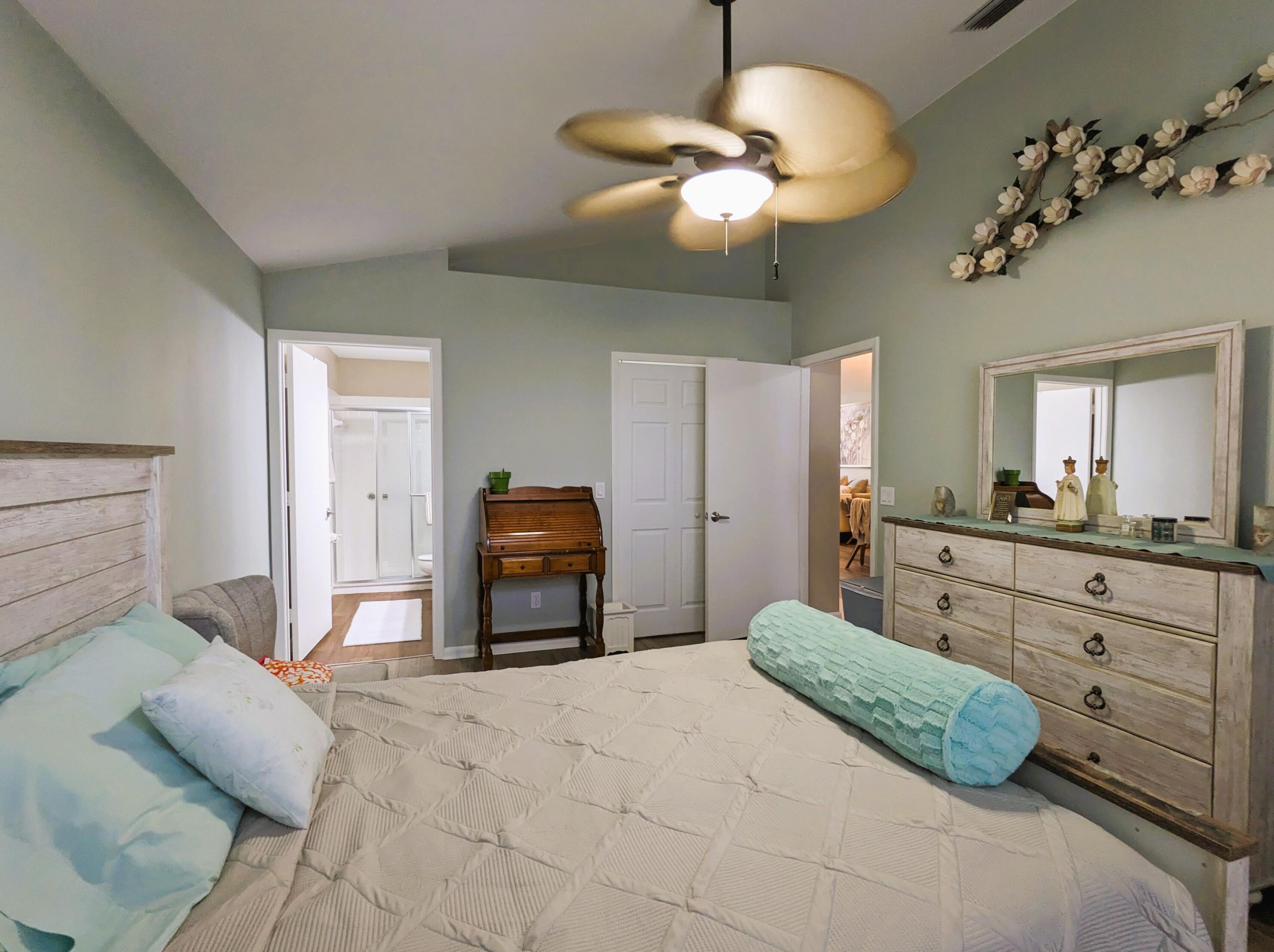 1200 Lombardy Dr, Fort Pierce FL  34986-2185 exterior