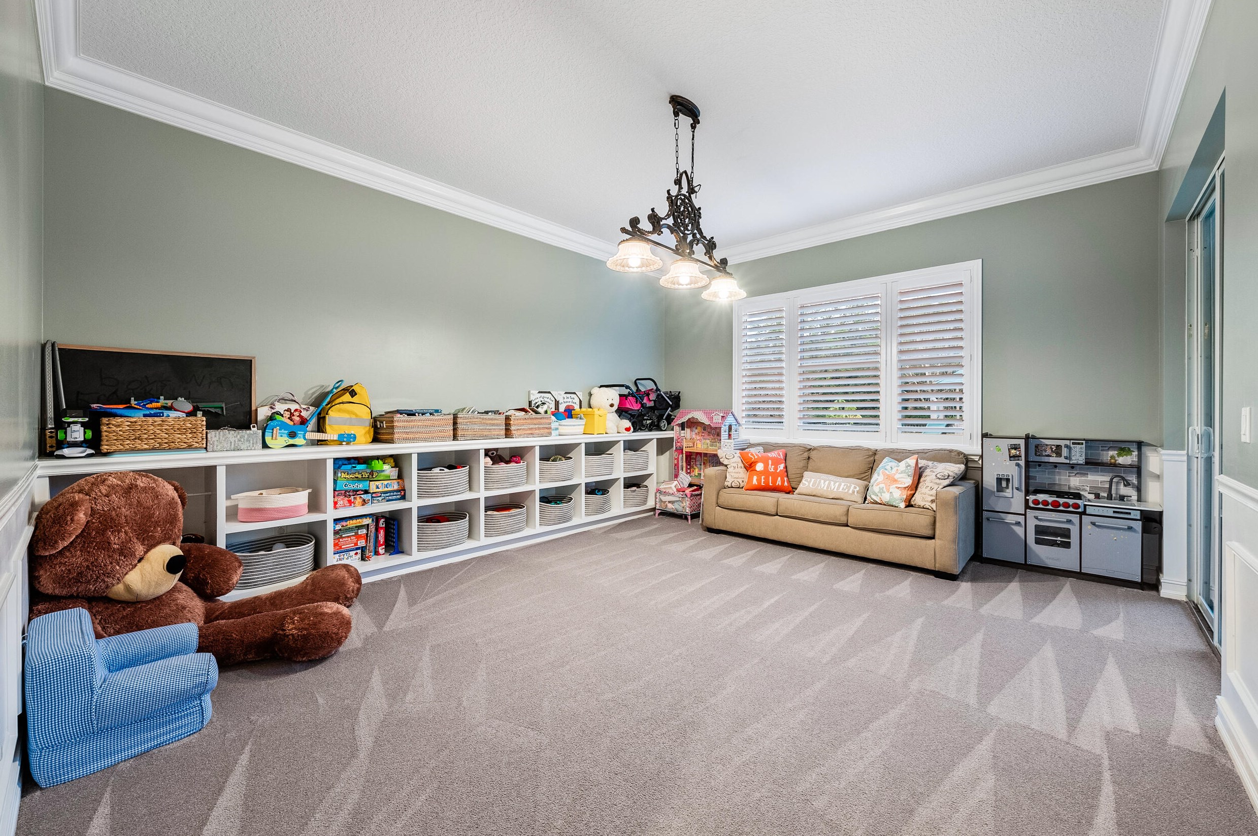 7906 Arbor Crst Way, West Palm Beach FL  33412-2467 exterior