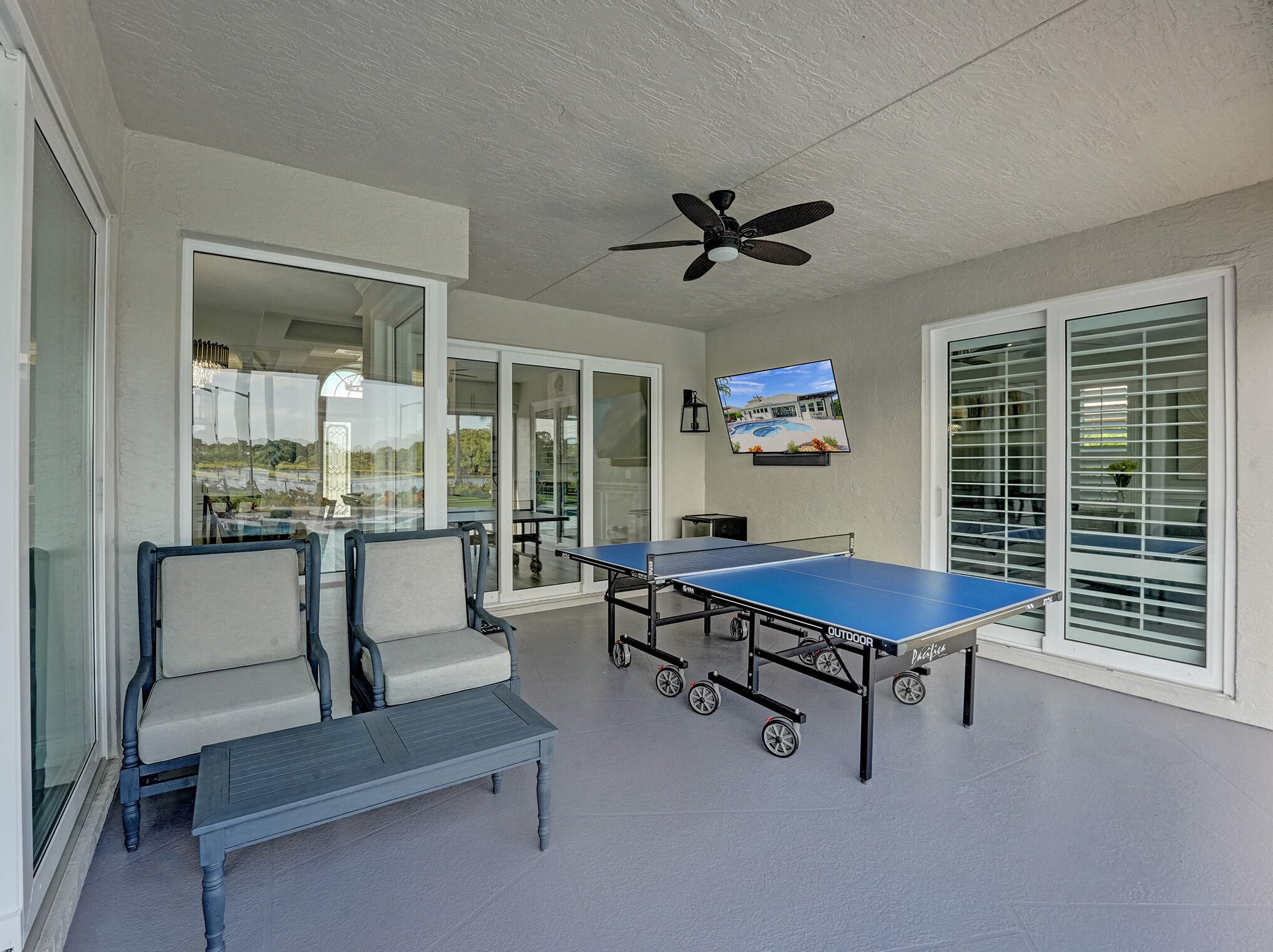 4589 Hunting Trl, Lake Worth FL  33467-3534 exterior