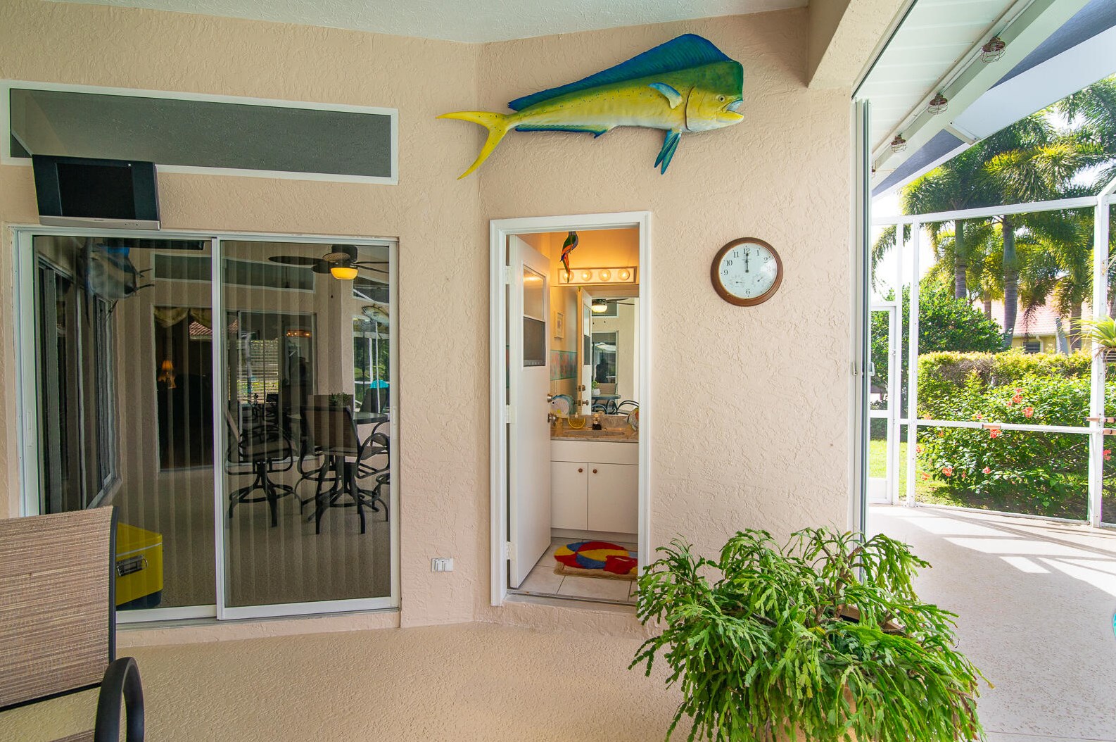 420 Crabapple Cv, Fort Pierce FL  34986-2327 exterior