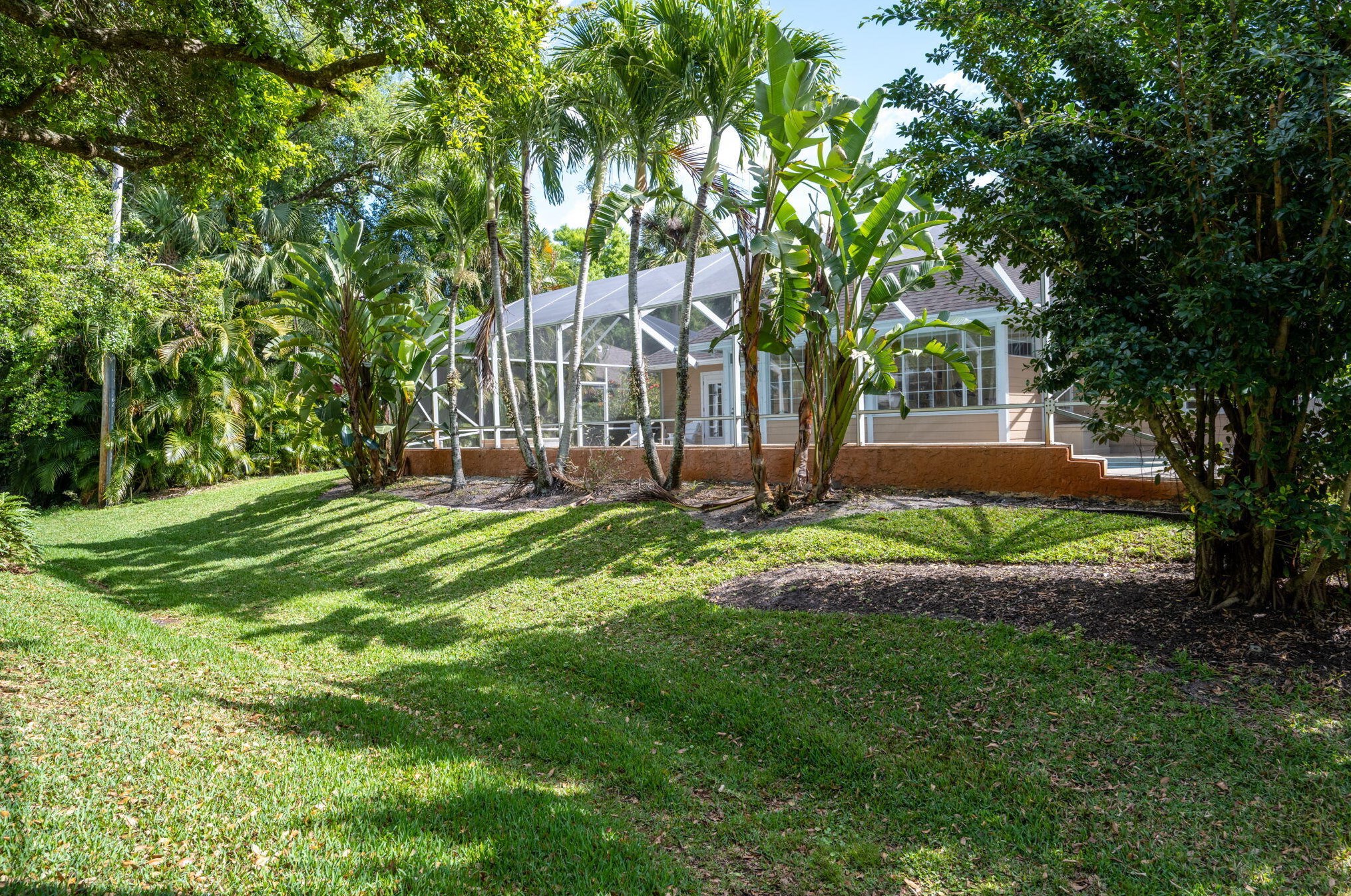 137 38th Ct, Vero Beach FL  32968-2452 exterior