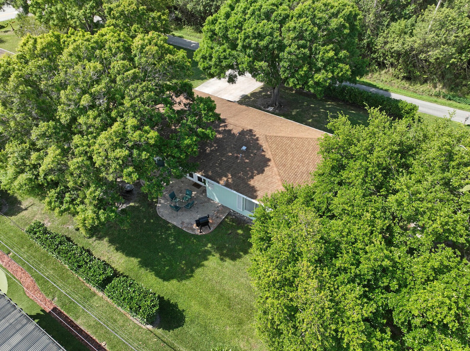 1964 5th Ave, Vero Beach FL  32962-7303 exterior