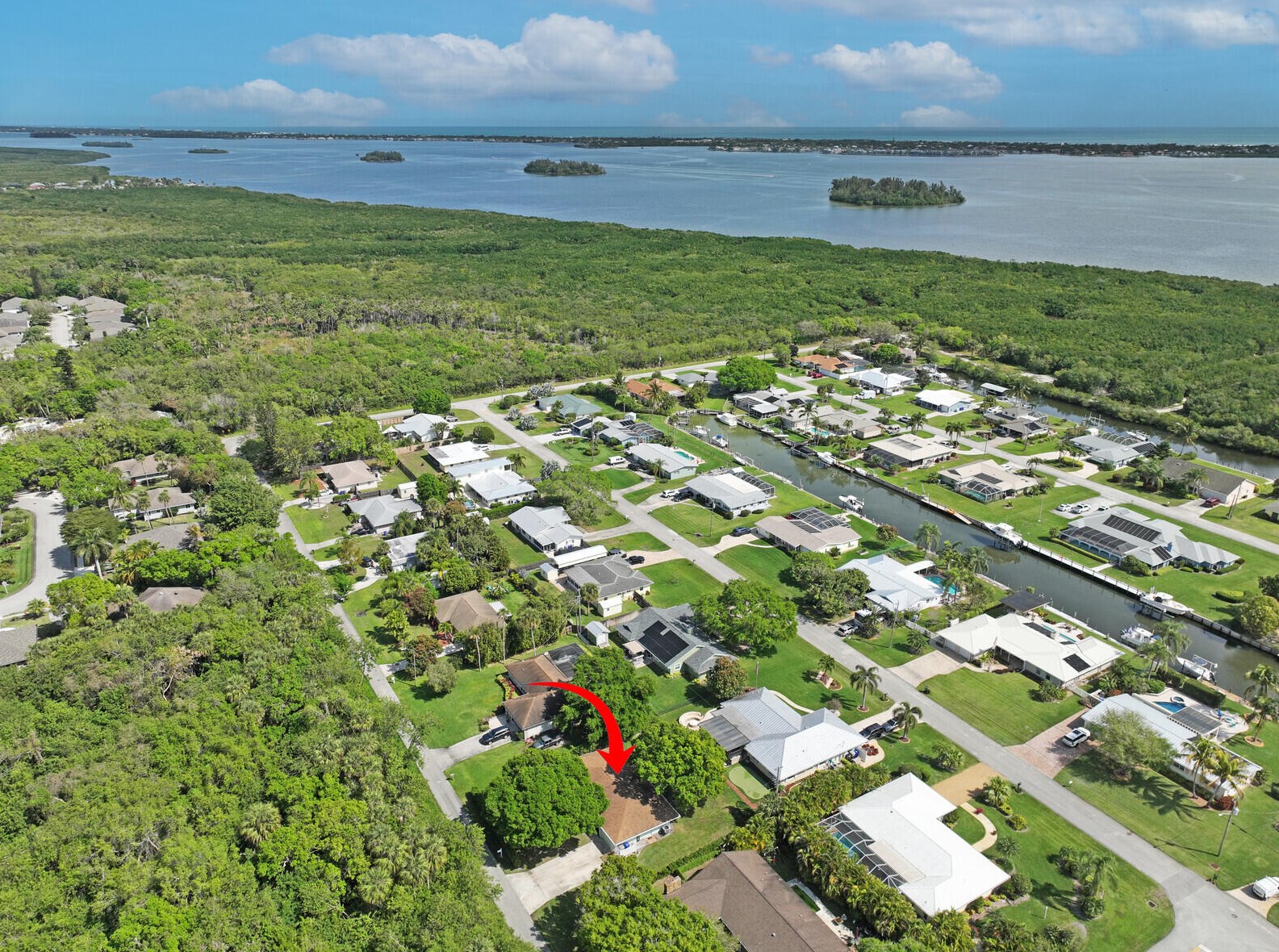 1964 5th Ave, Vero Beach FL  32962-7303 exterior