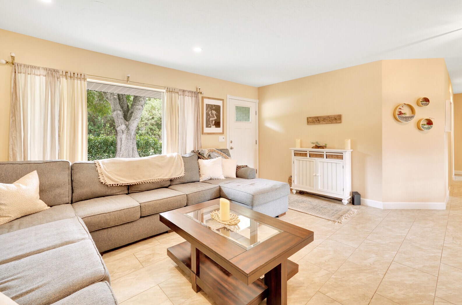 1964 5th Ave, Vero Beach FL  32962-7303 exterior