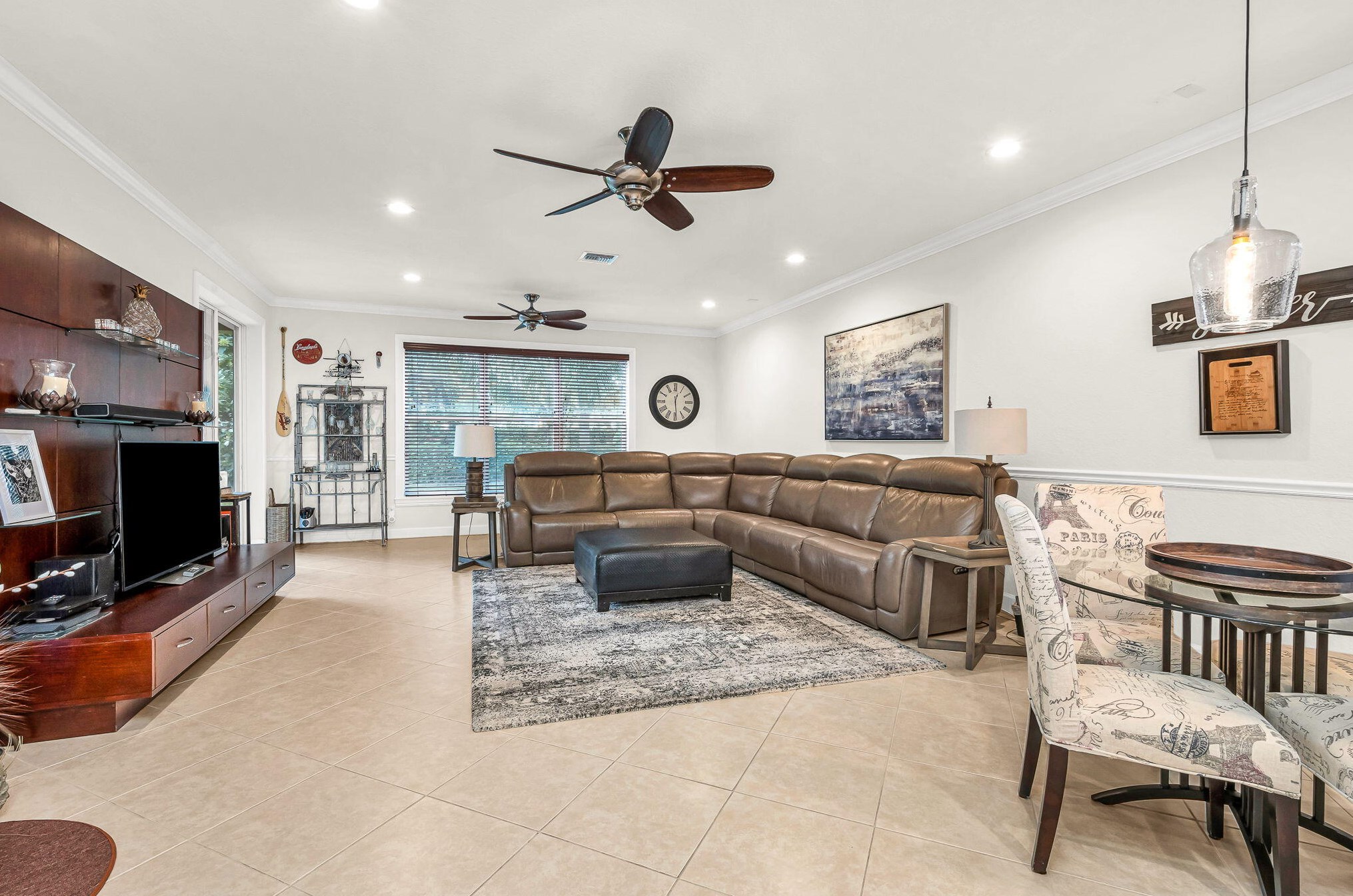 9042 Sedgewood Dr, Lake Worth FL  33467-6990 exterior