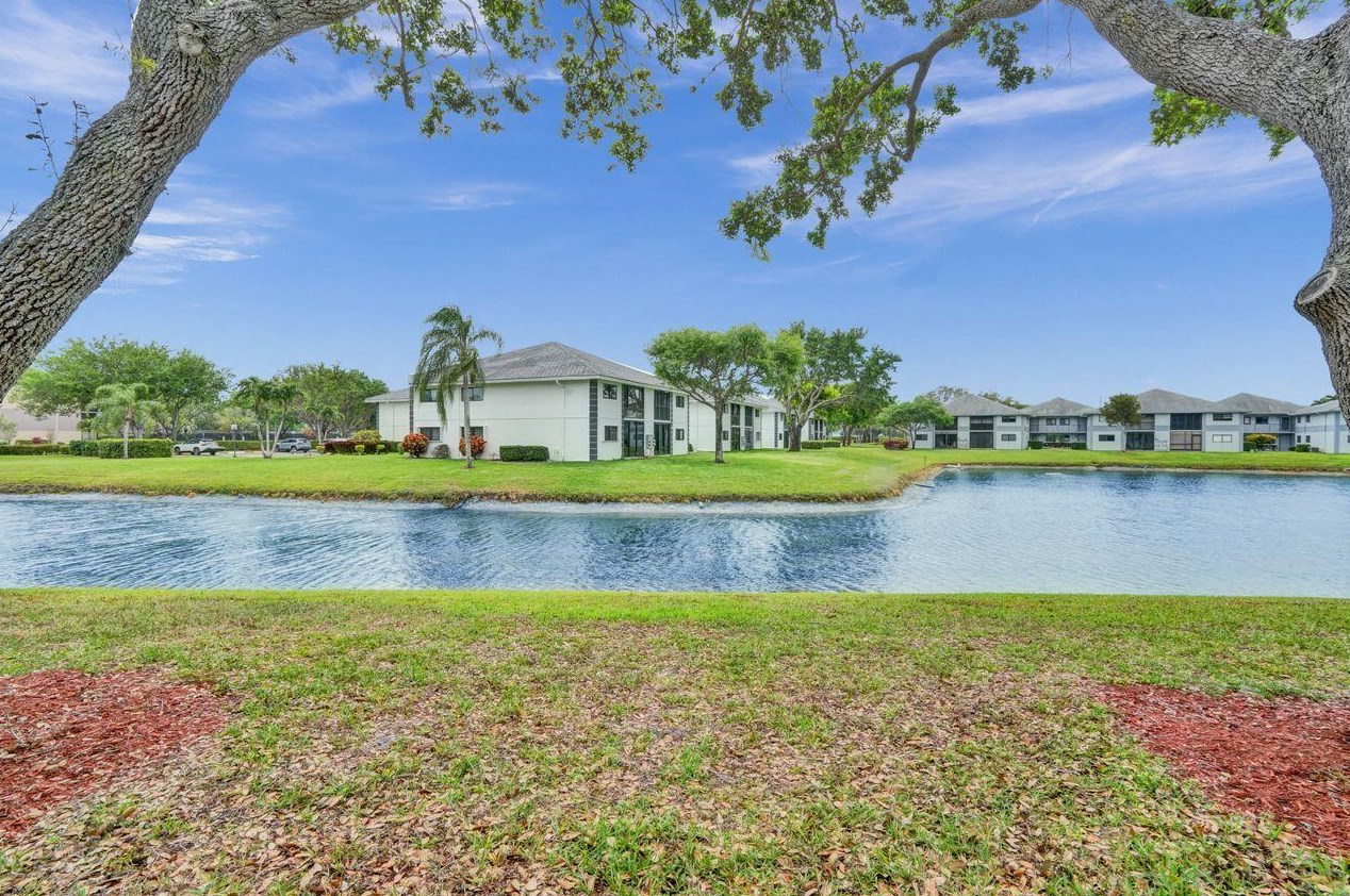 15355 Lakes Of Delray Blvd, Delray Beach FL  33484-4397 exterior
