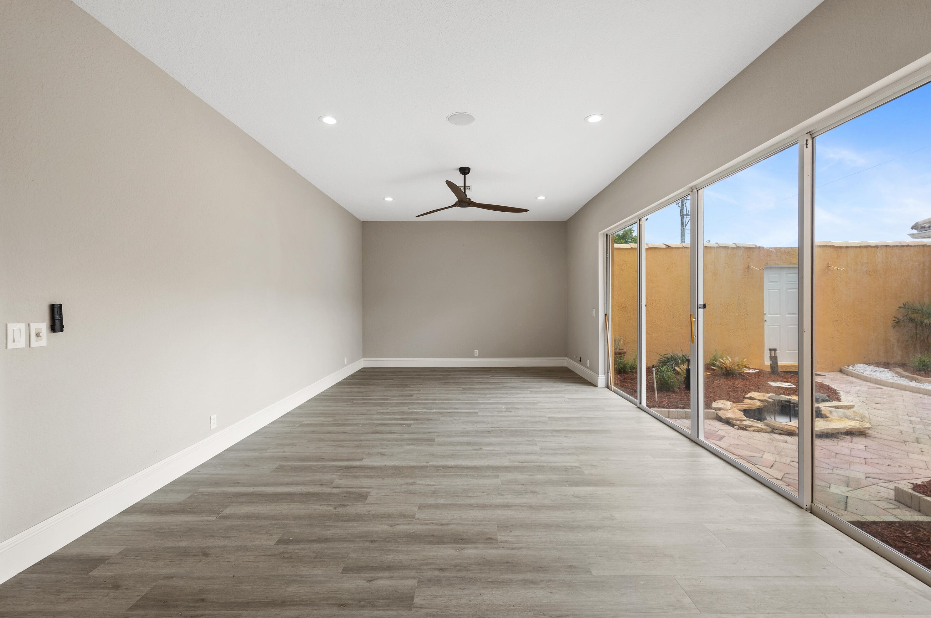 9924 Boynton Gardens Way, Boynton Beach FL 33437-5344 exterior