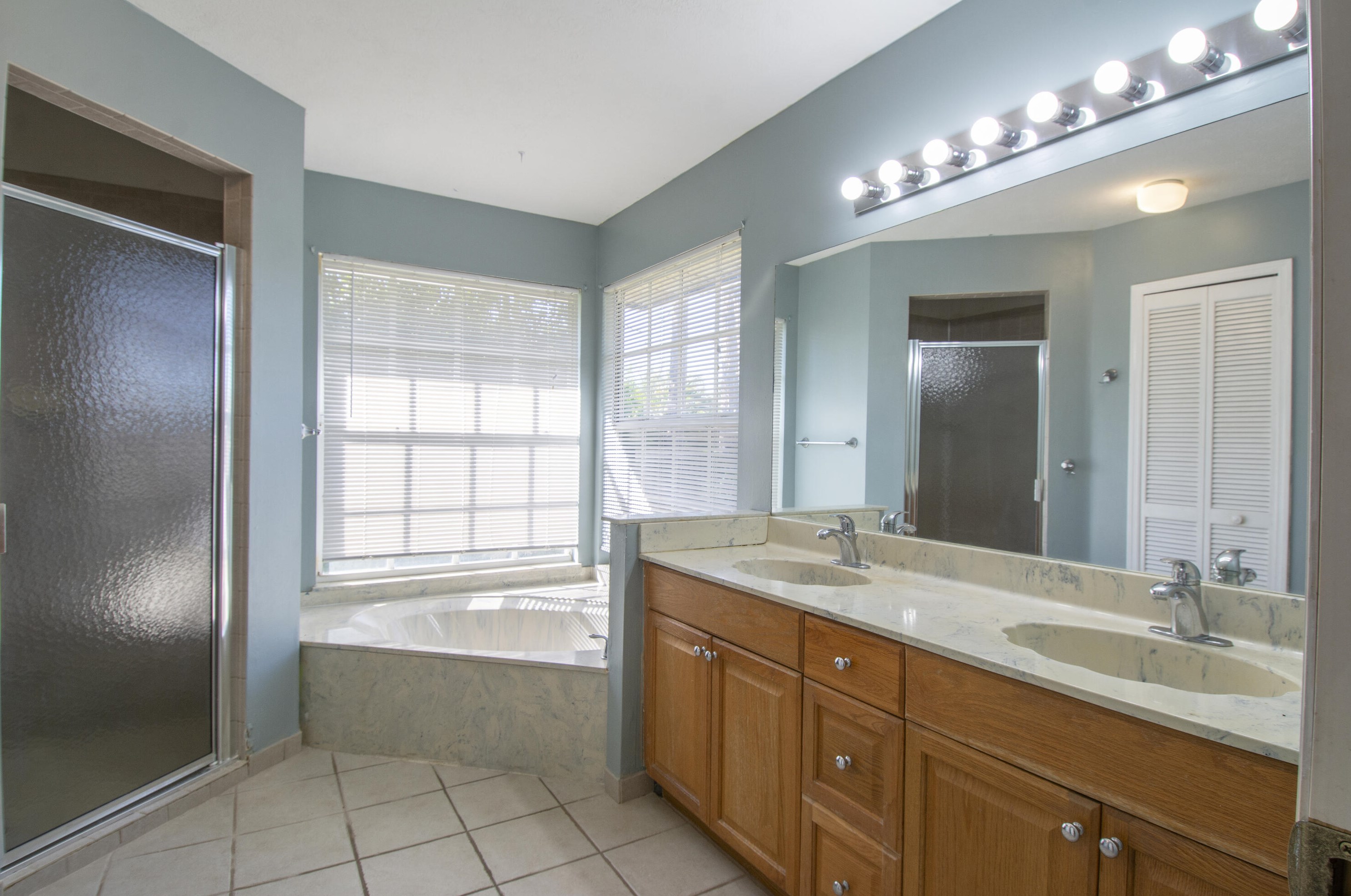 366 Strait Ave, Fort Pierce FL  34983-4547 exterior