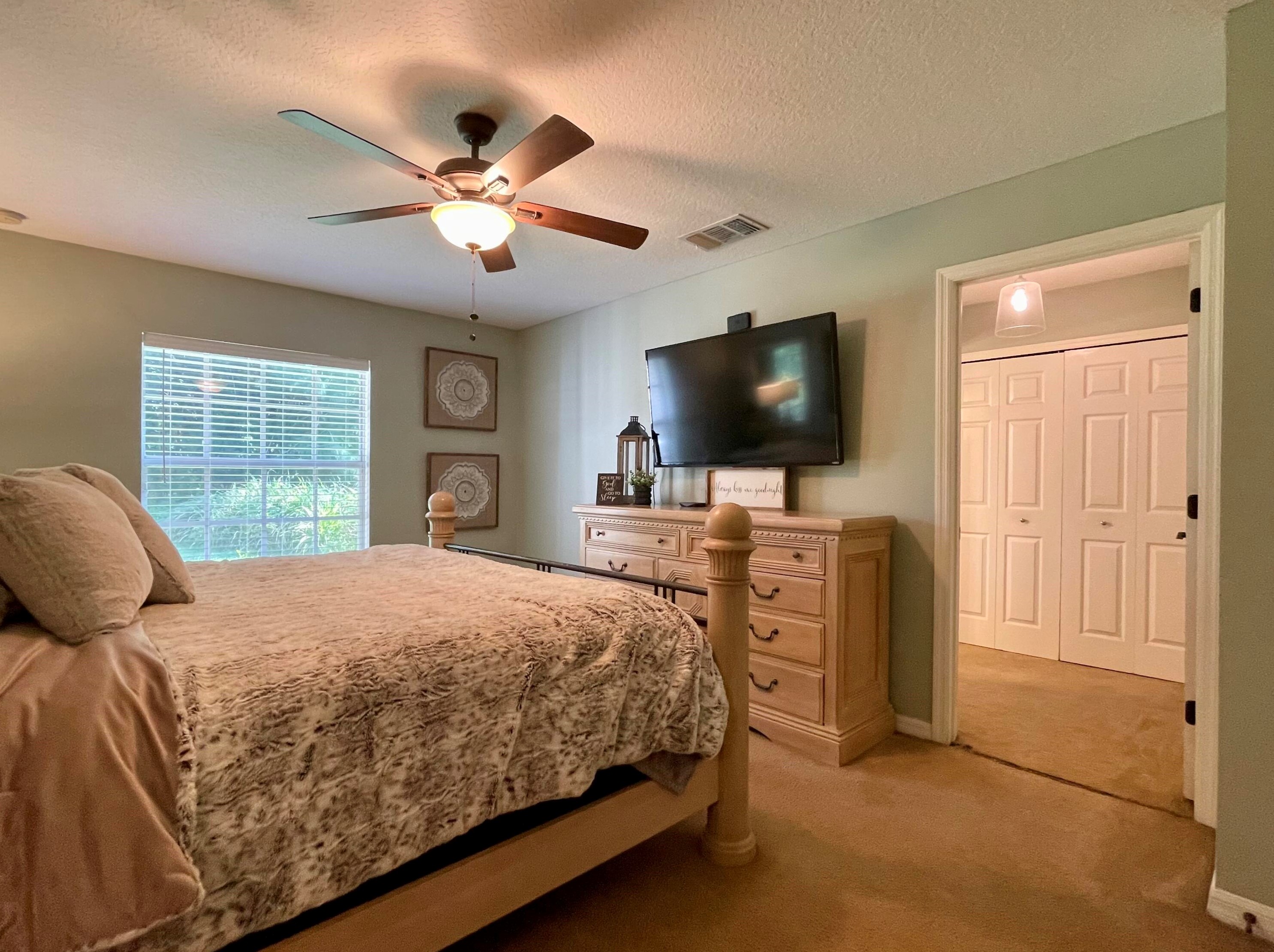 6404 Las Palmas Way, Fort Pierce FL  34952-9033 exterior