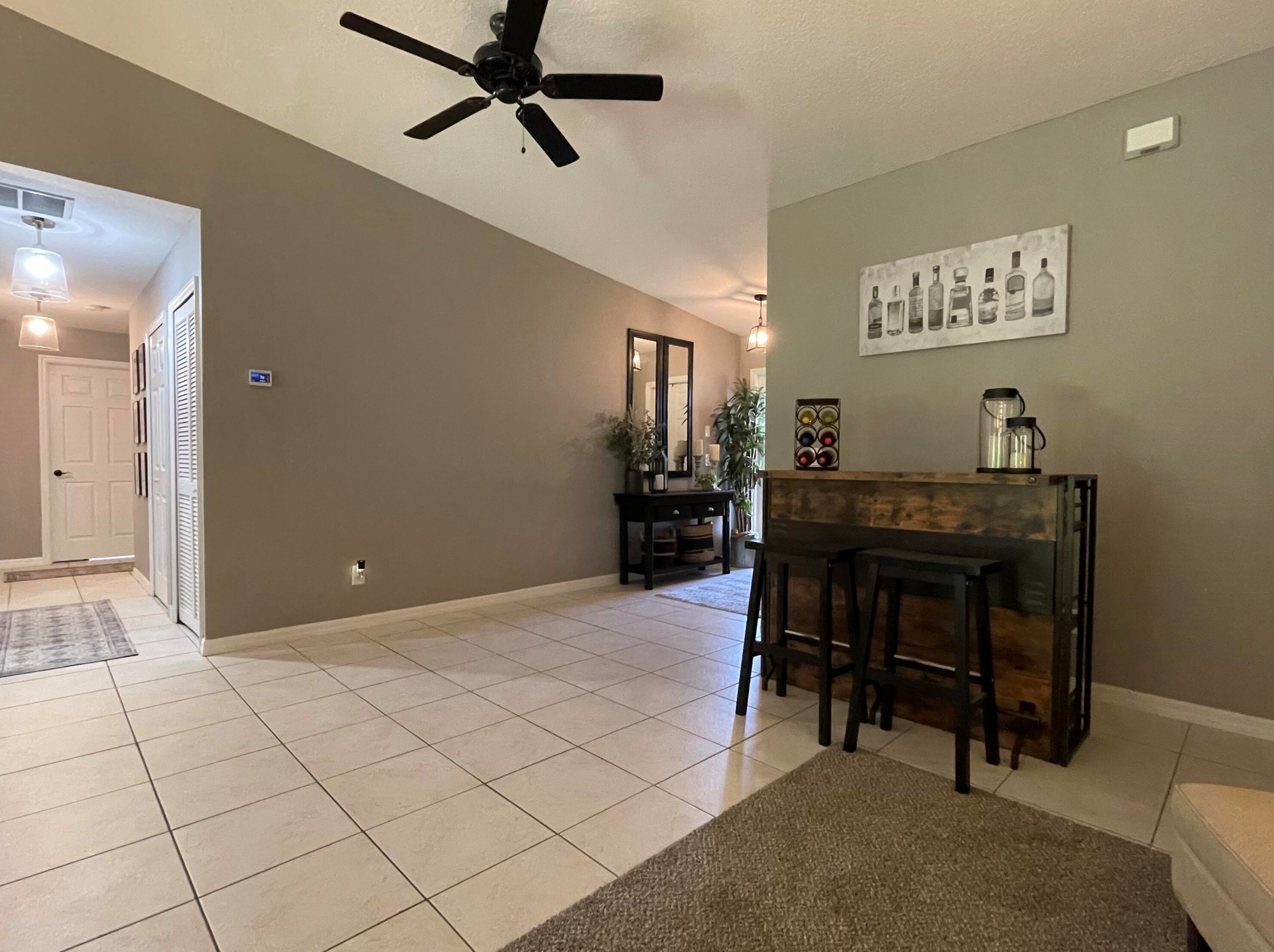 6404 Las Palmas Way, Fort Pierce FL  34952-9033 exterior