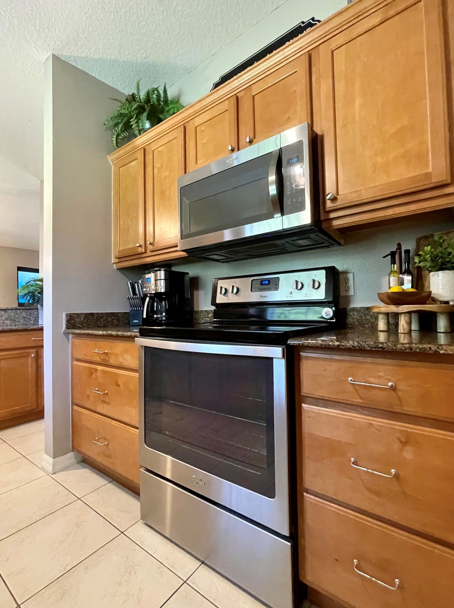 6404 Las Palmas Way, Fort Pierce FL  34952-9033 exterior