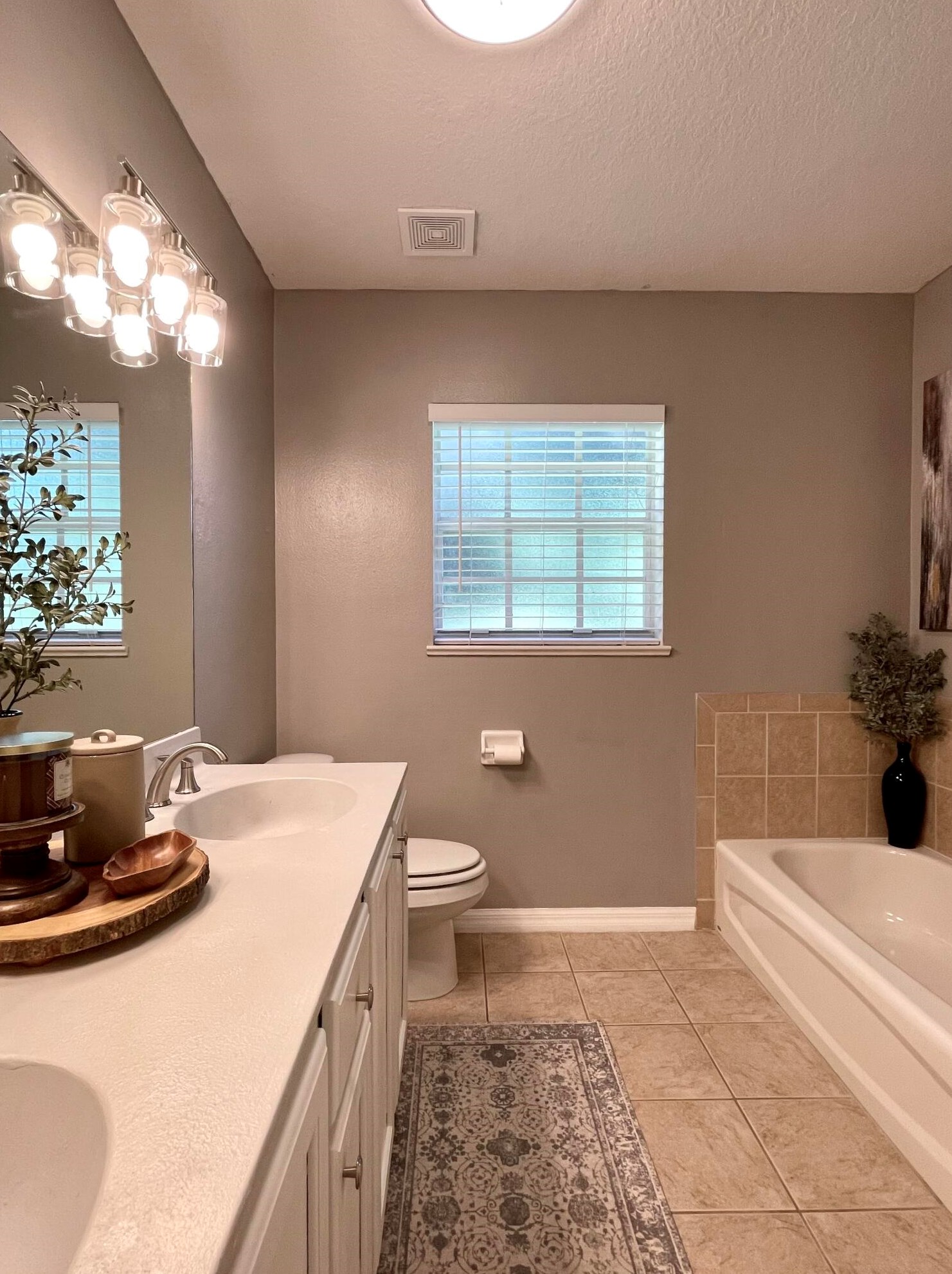 6404 Las Palmas Way, Fort Pierce FL  34952-9033 exterior