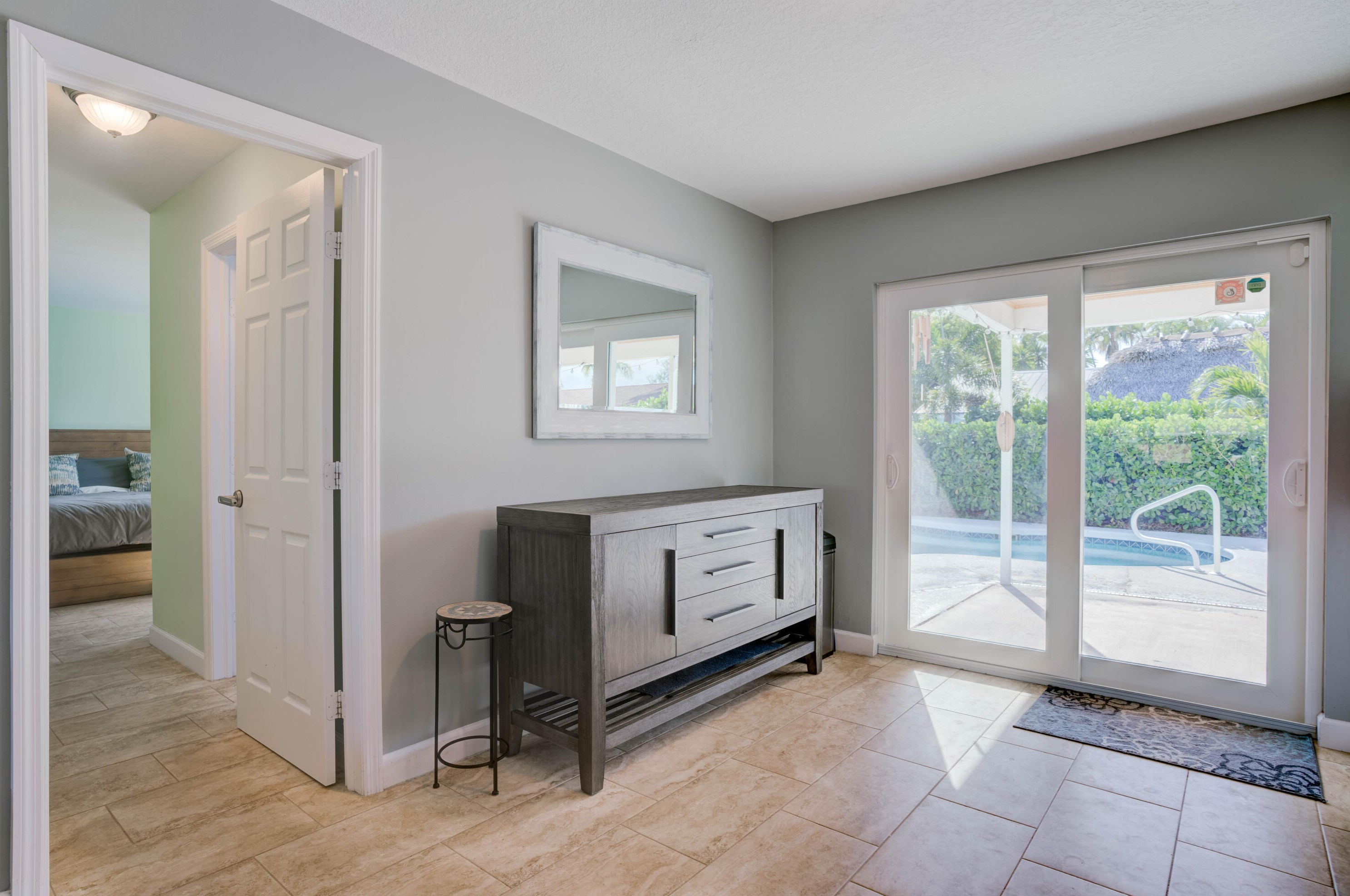 49 Chapel Ct, Jupiter FL 33469-2168 exterior