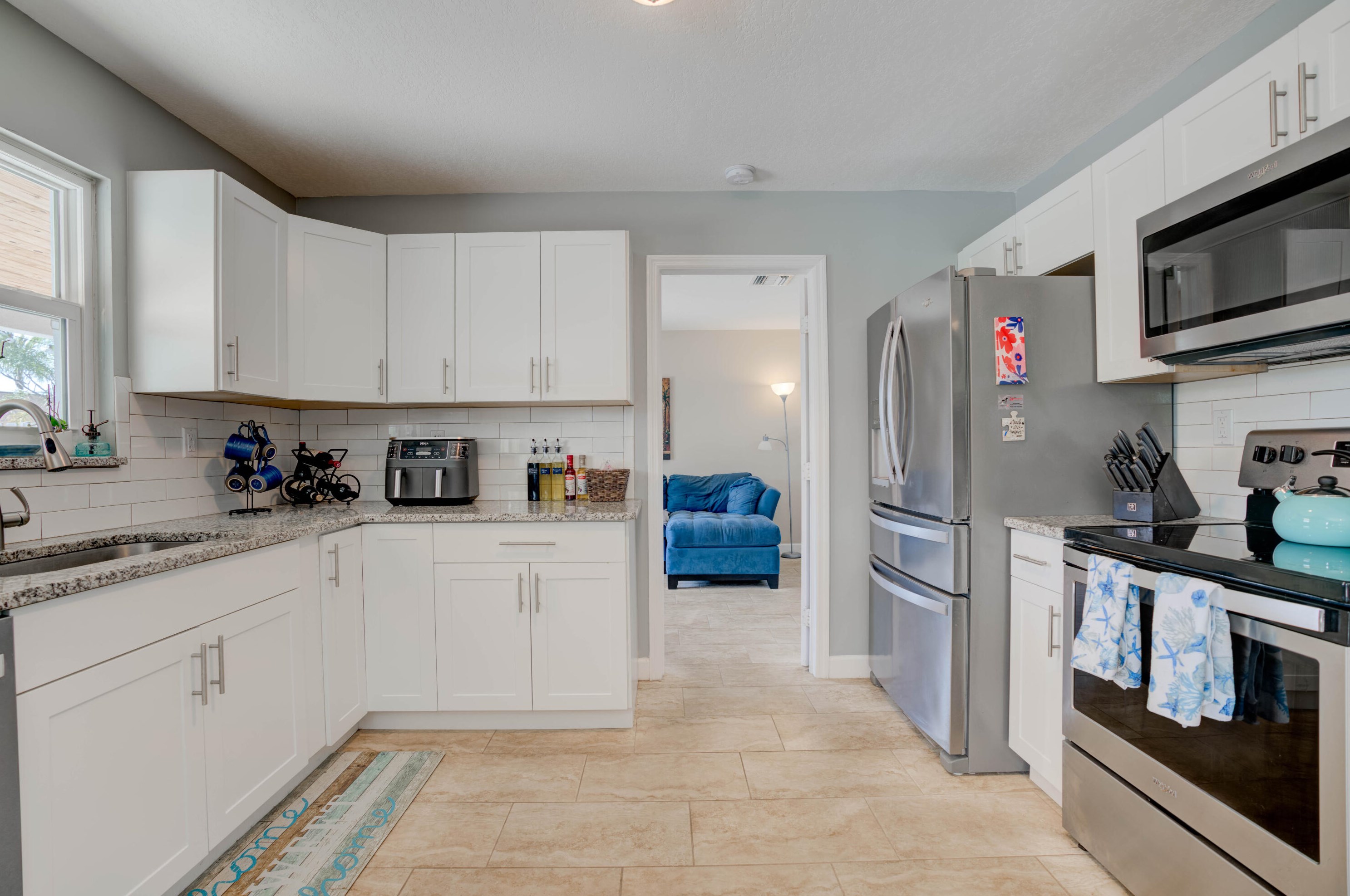 49 Chapel Ct, Jupiter FL 33469-2168 exterior