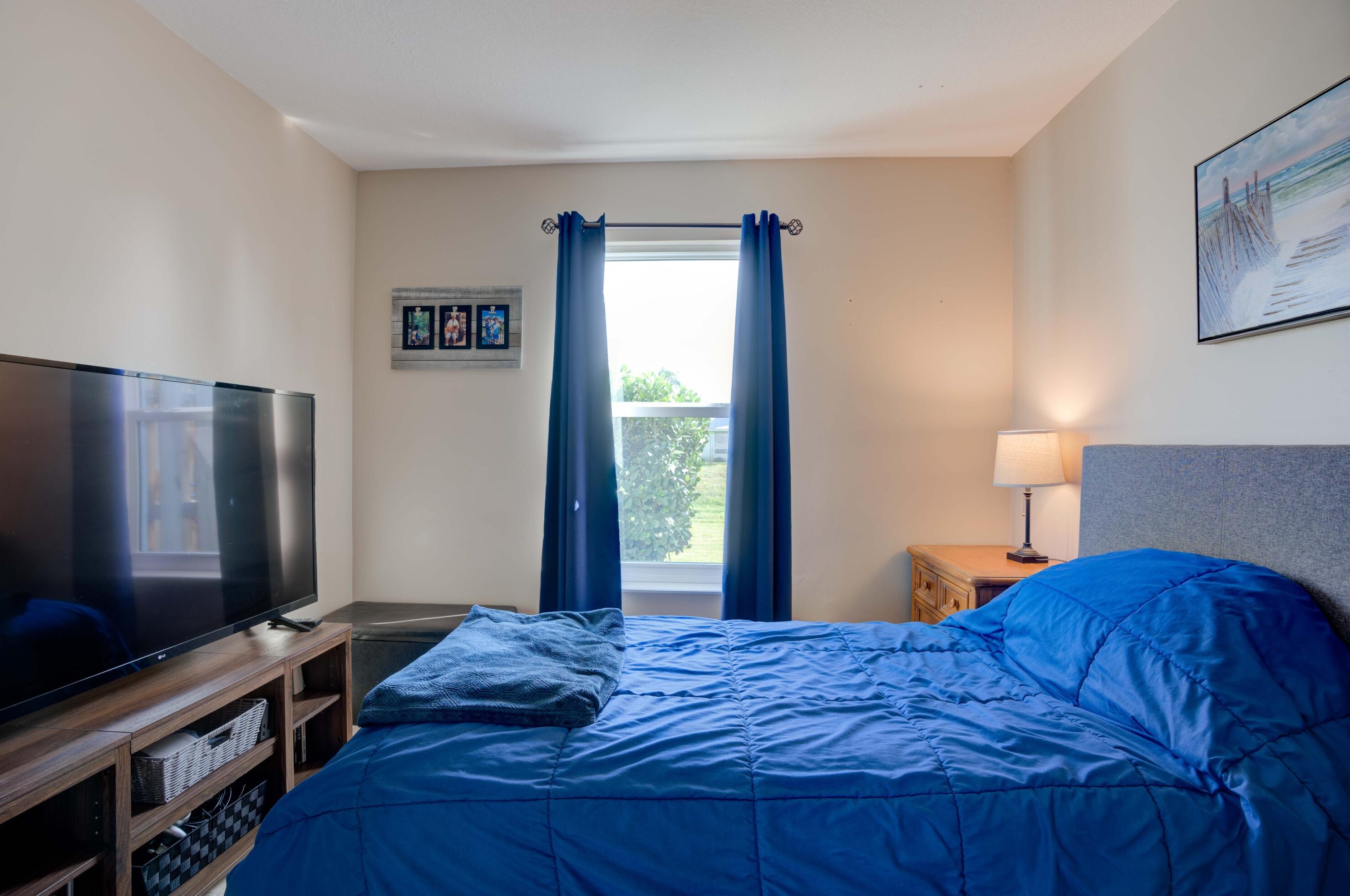 49 Chapel Ct, Jupiter FL 33469-2168 exterior