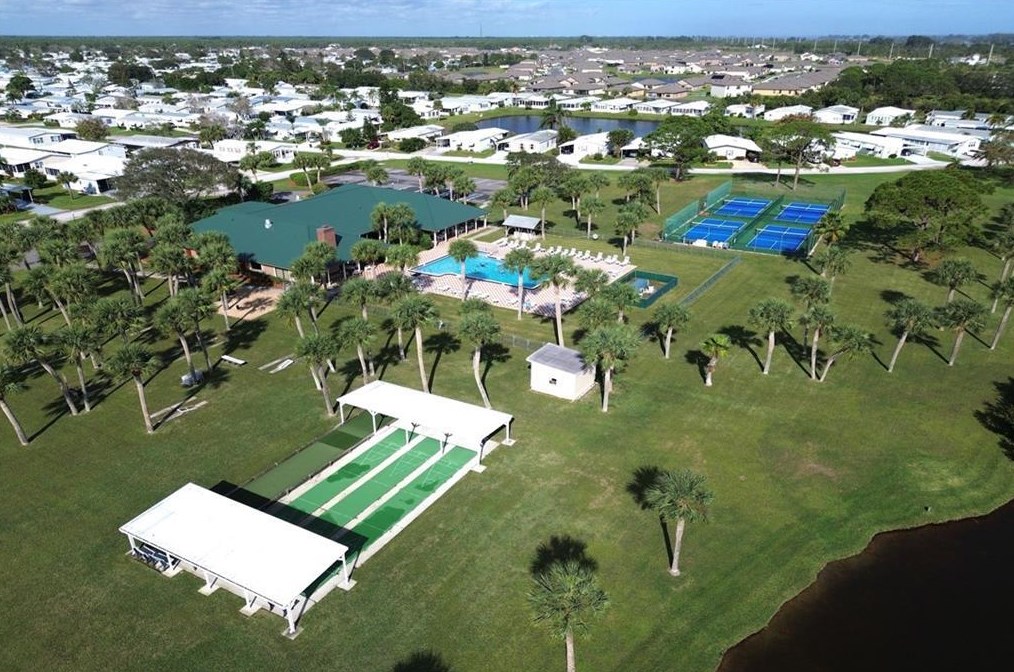 7605 Longhorn Ave, Sebastian FL  32976-7901 exterior