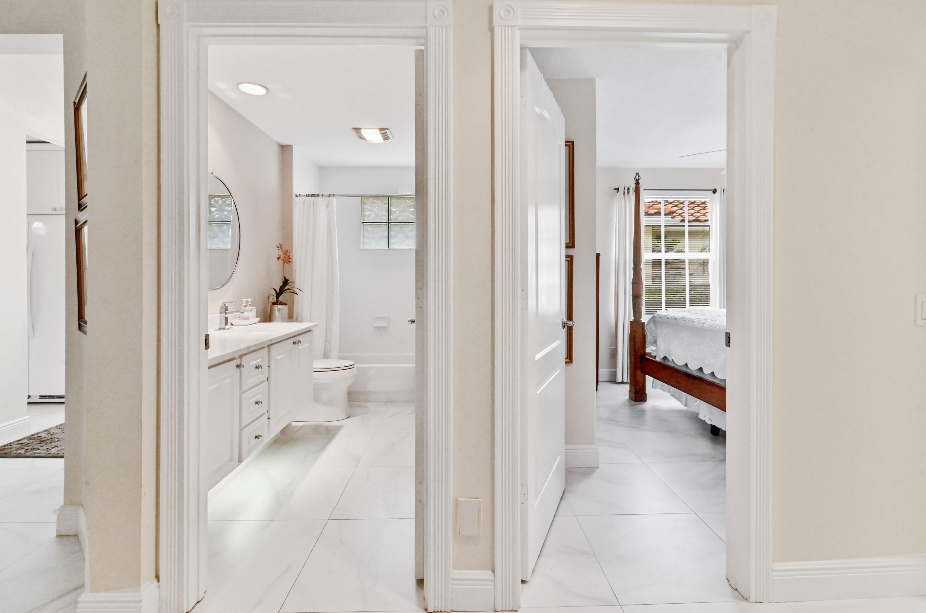 8065 Peppercorn Ct, Hobe Sound FL  33455-8264 exterior