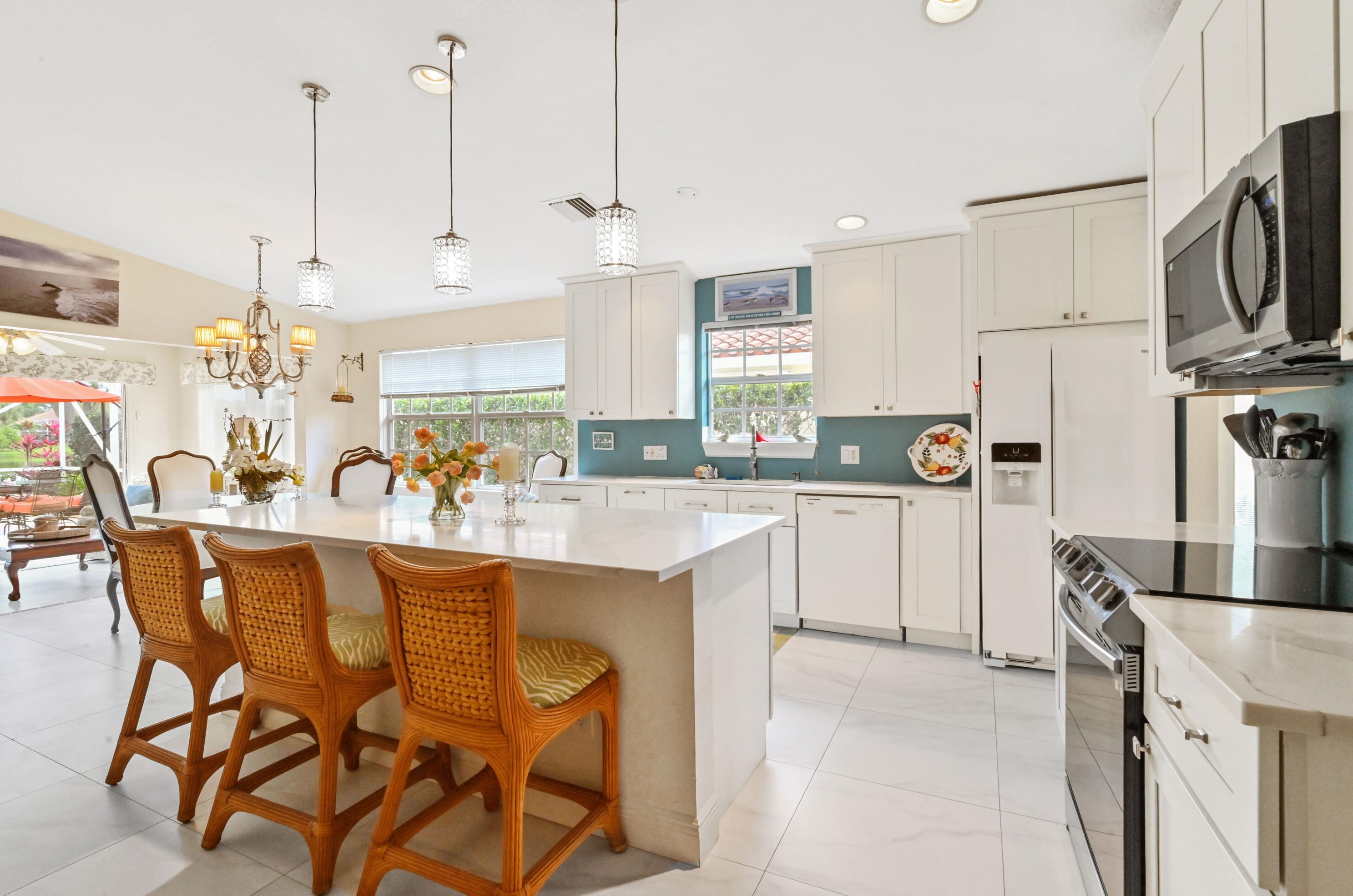 8065 Peppercorn Ct, Hobe Sound FL  33455-8264 exterior